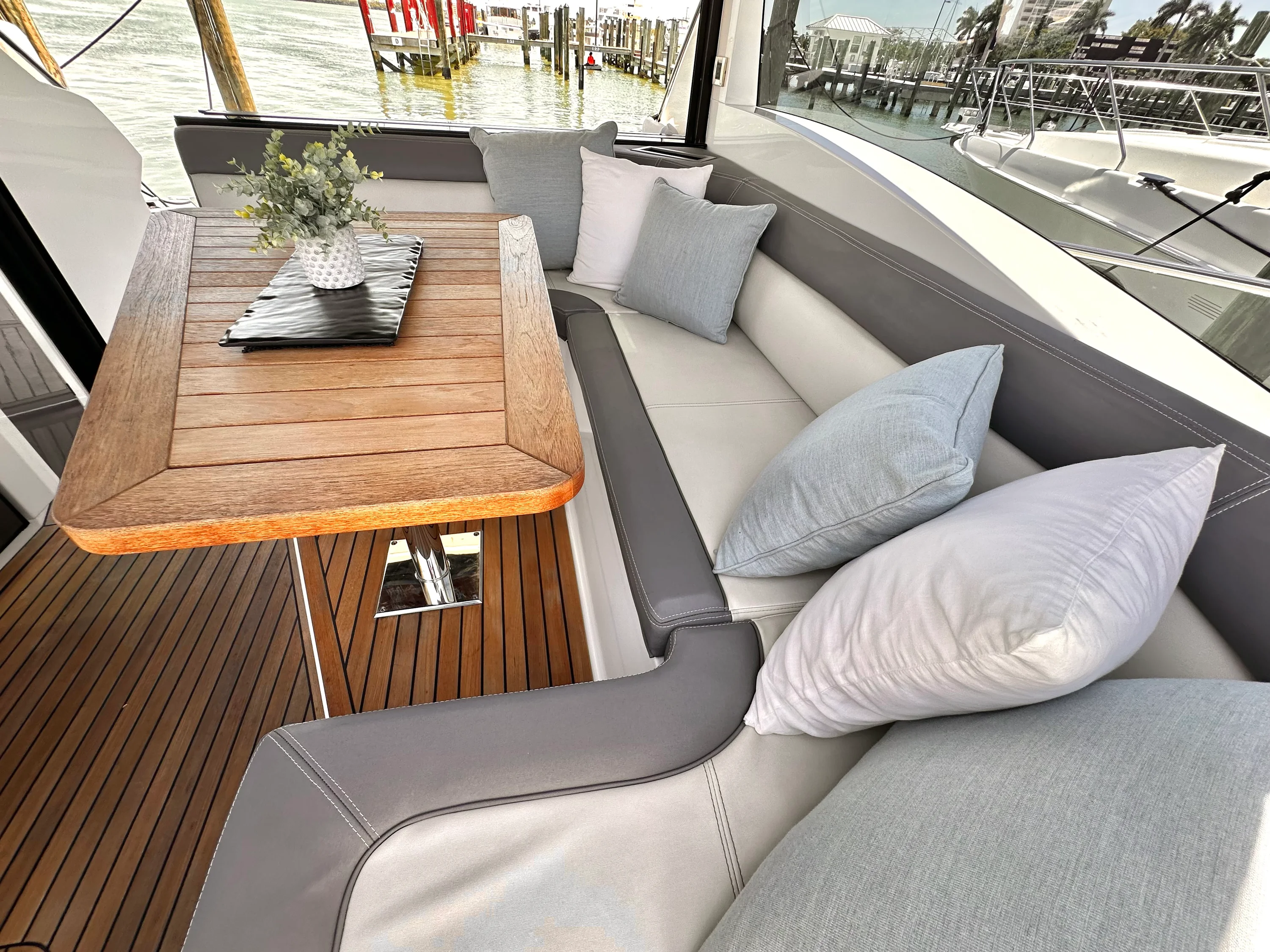 2019 Galeon 485 HTS Image Thumbnail #18
