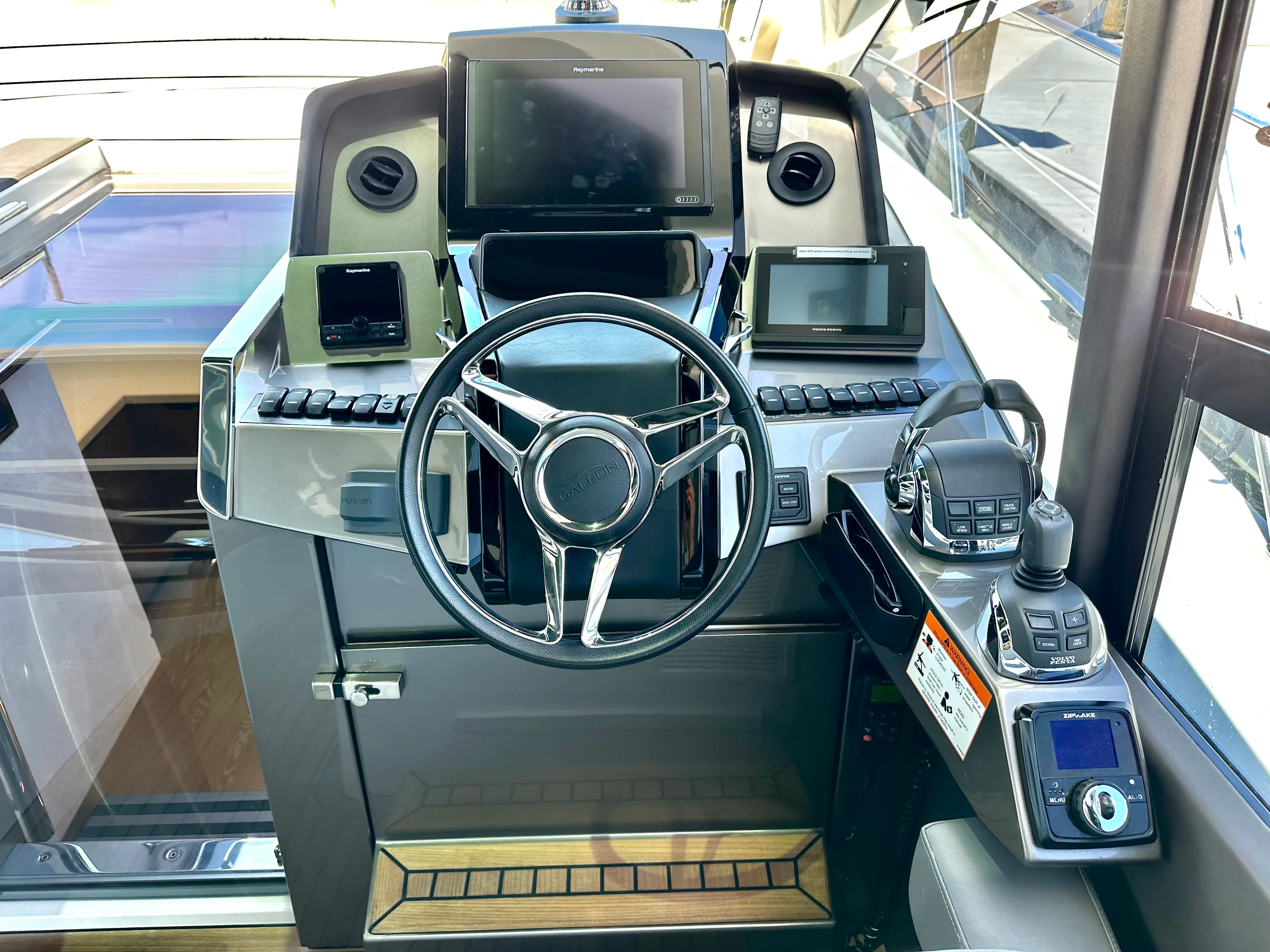 2019 Galeon 485 HTS Image Thumbnail #24
