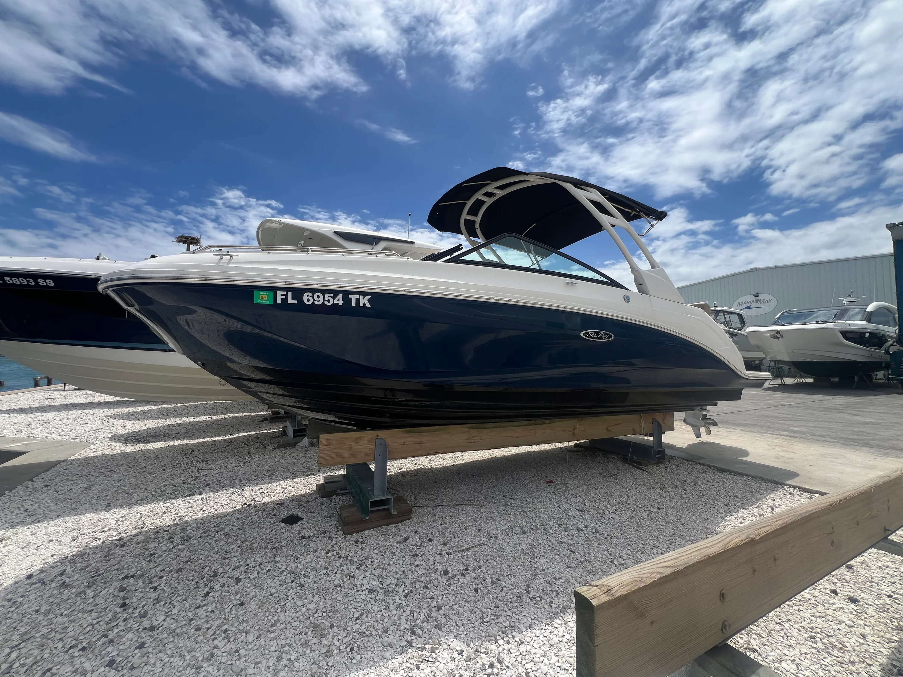 2023 Sea Ray SDX 250 Outboard Image Thumbnail #1
