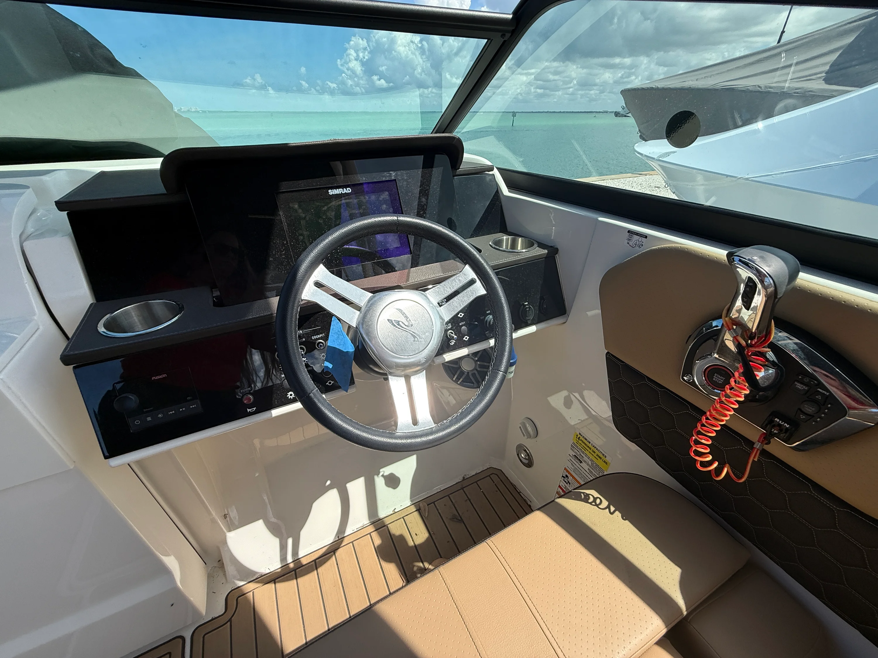 2023 Sea Ray SDX 250 Outboard Image Thumbnail #6