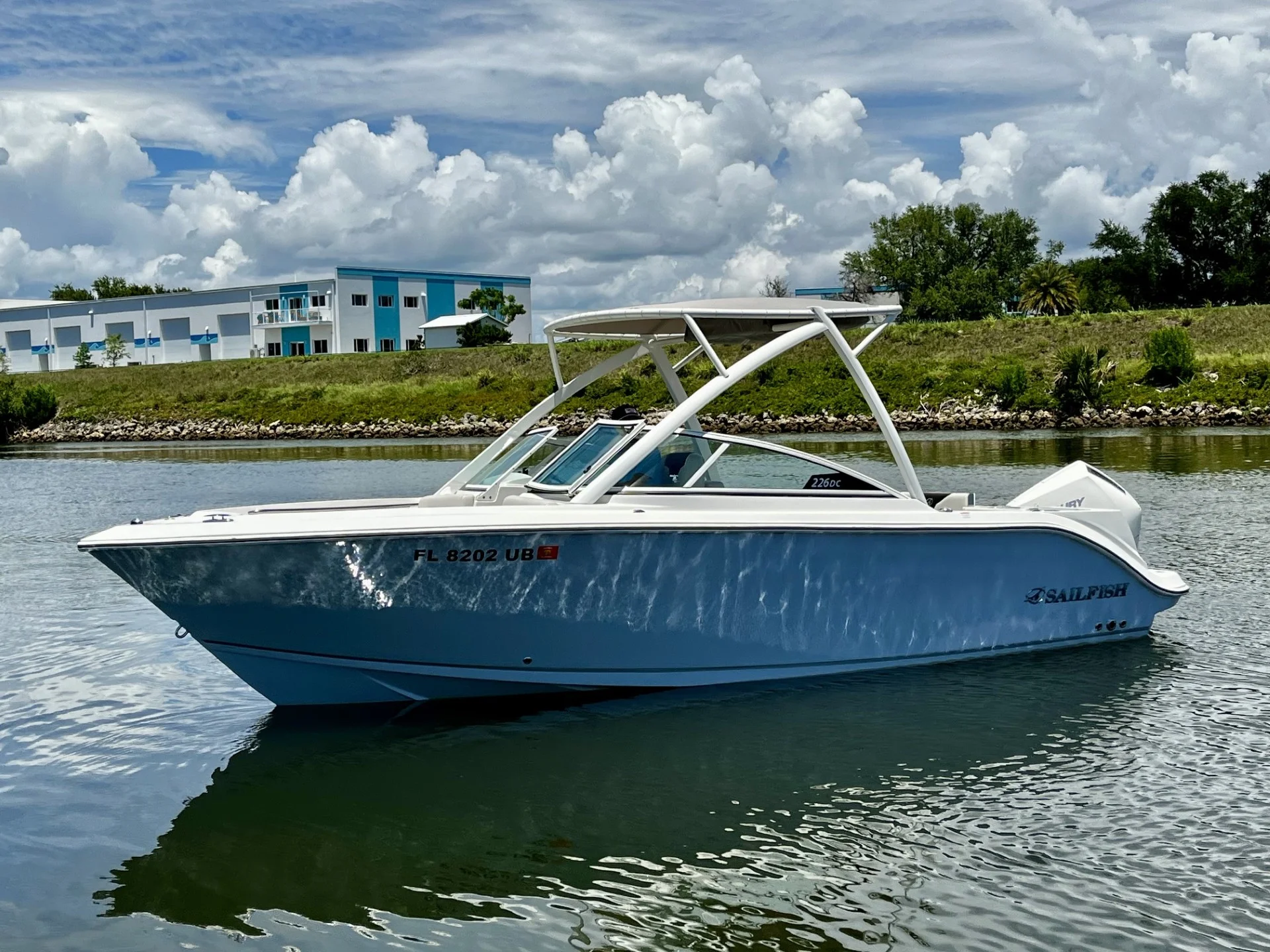 2024 Sailfish 226 DC Image Thumbnail #0