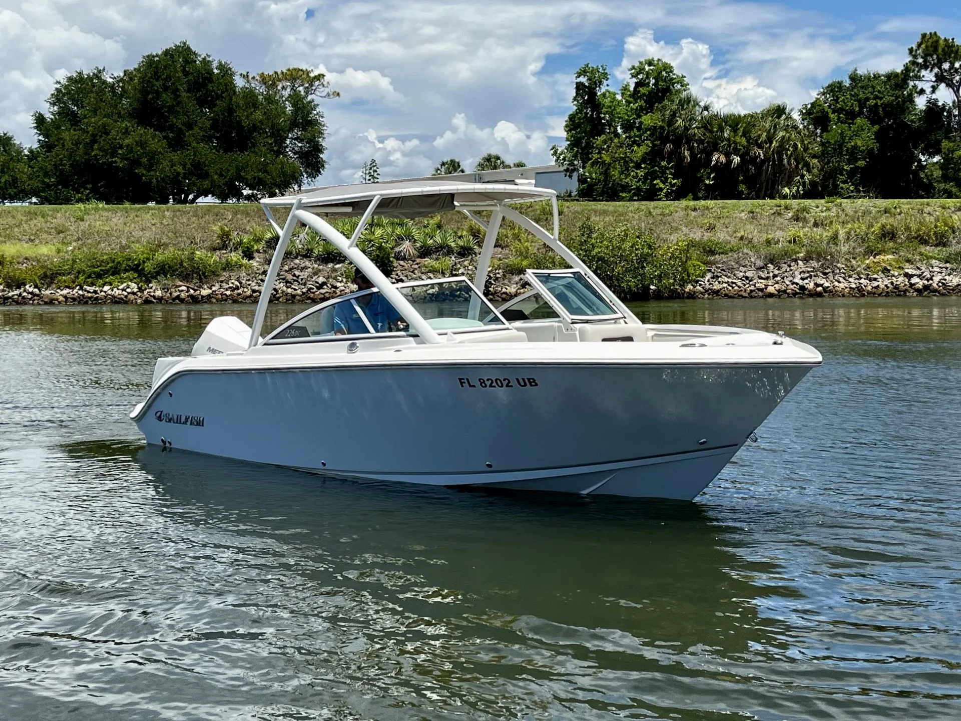 2024 Sailfish 226 DC Image Thumbnail #6
