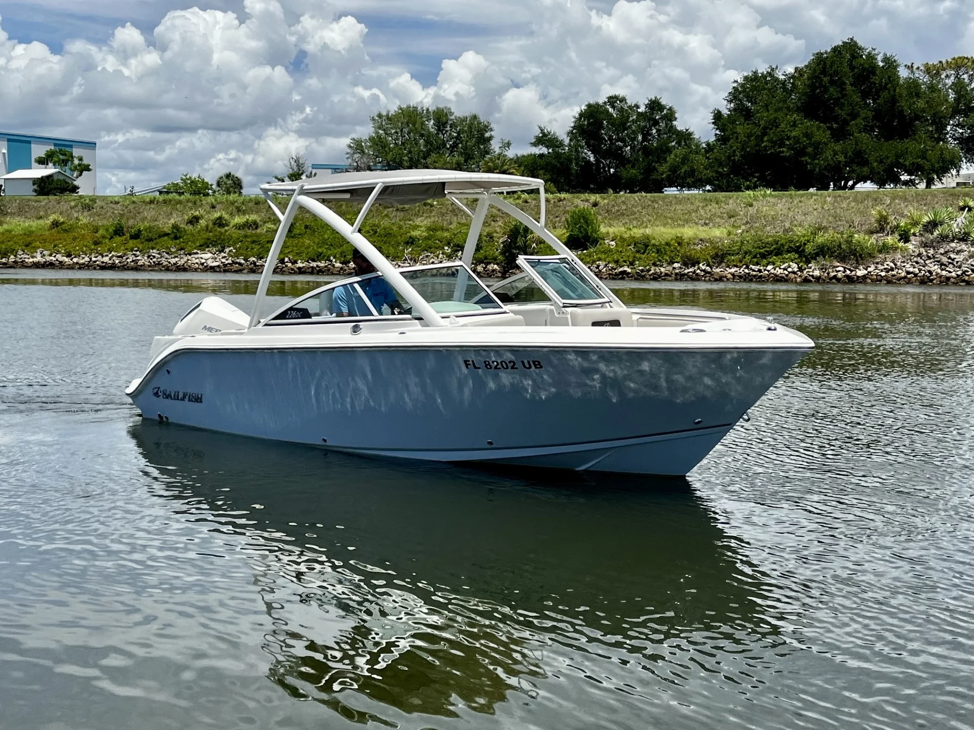 2024 Sailfish 226 DC Image Thumbnail #5