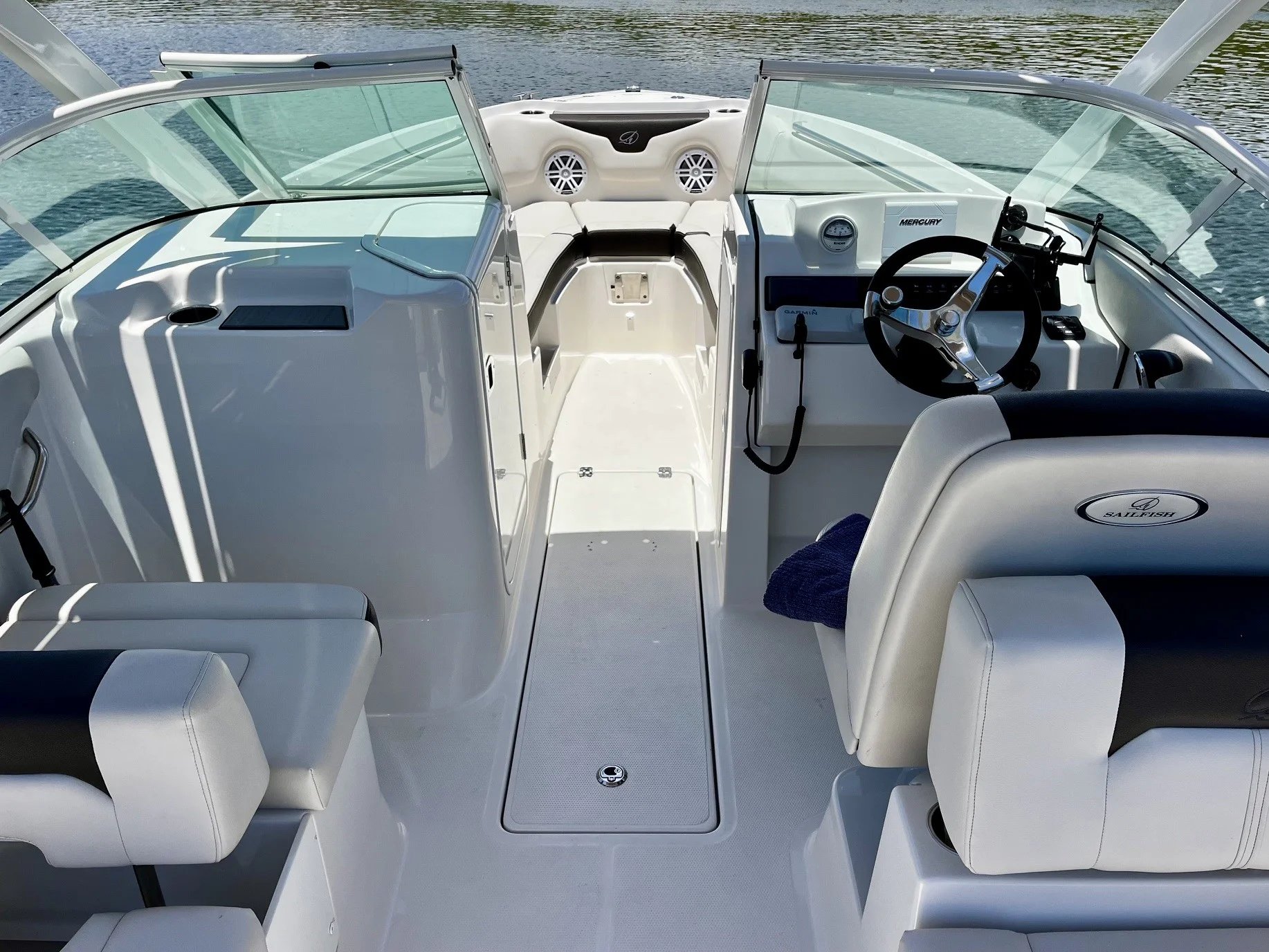 2024 Sailfish 226 DC Image Thumbnail #10