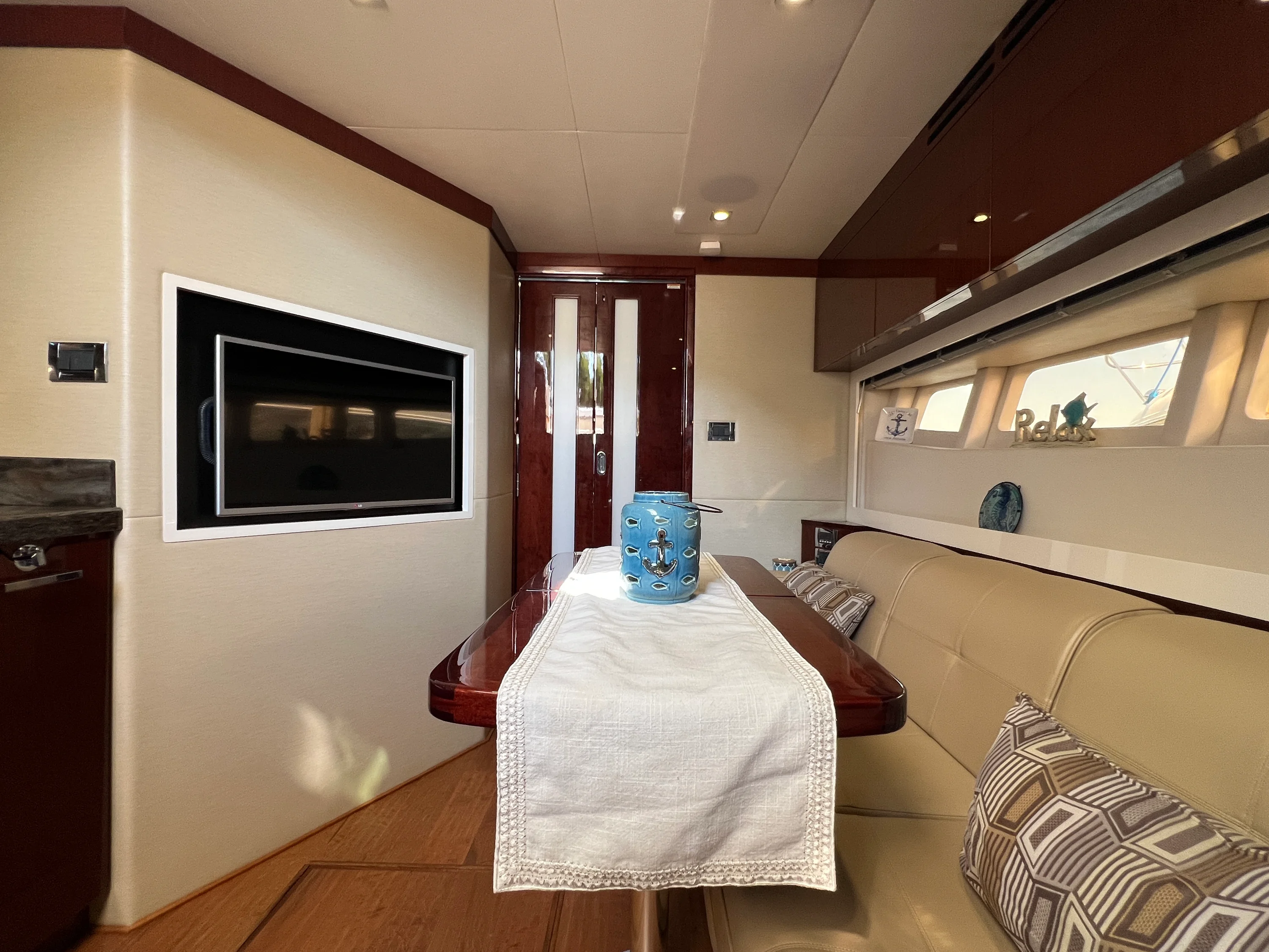 2015 Sea Ray 410 Sundancer Image Thumbnail #65