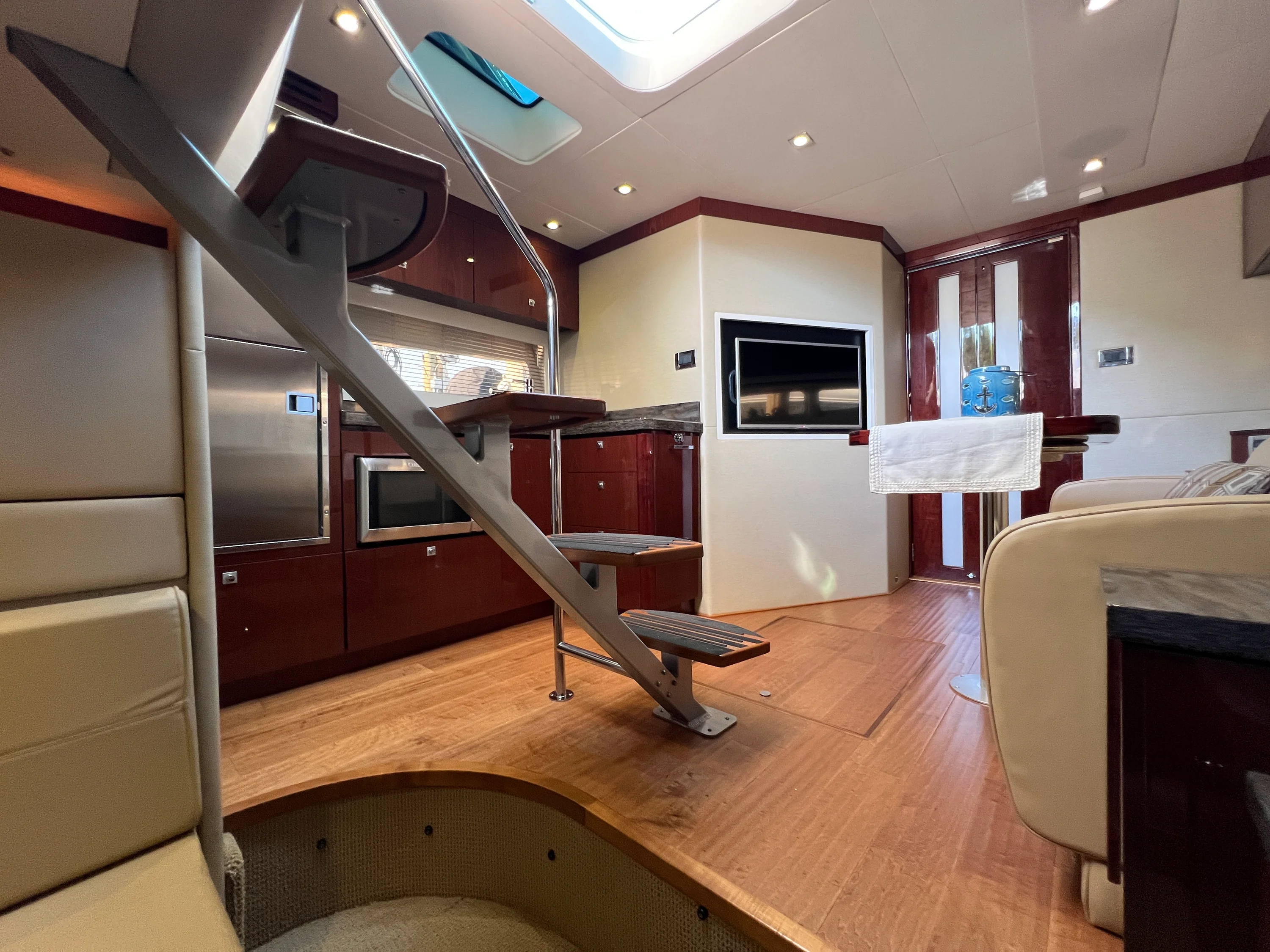 2015 Sea Ray 410 Sundancer Image Thumbnail #51