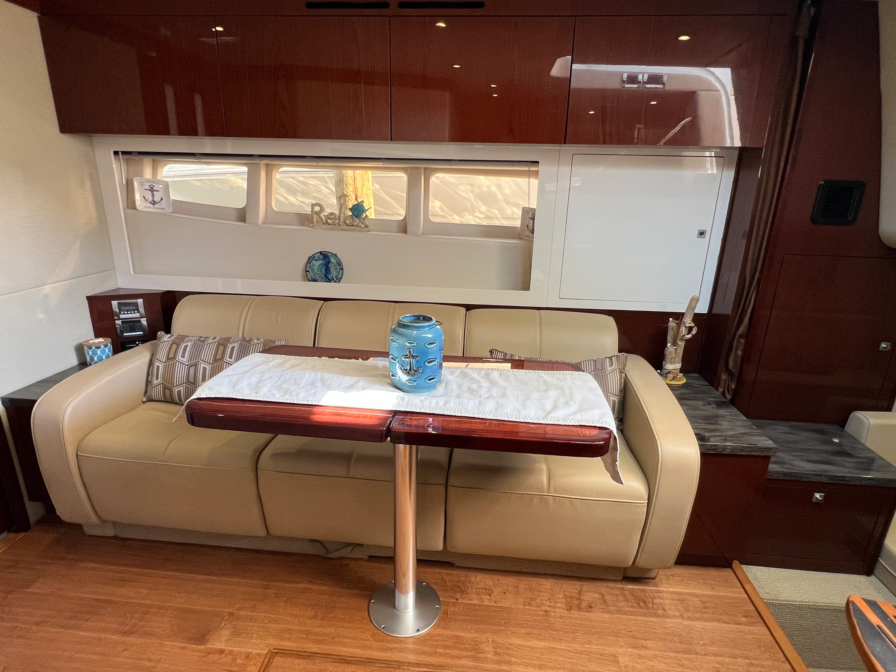 2015 Sea Ray 410 Sundancer Image Thumbnail #45