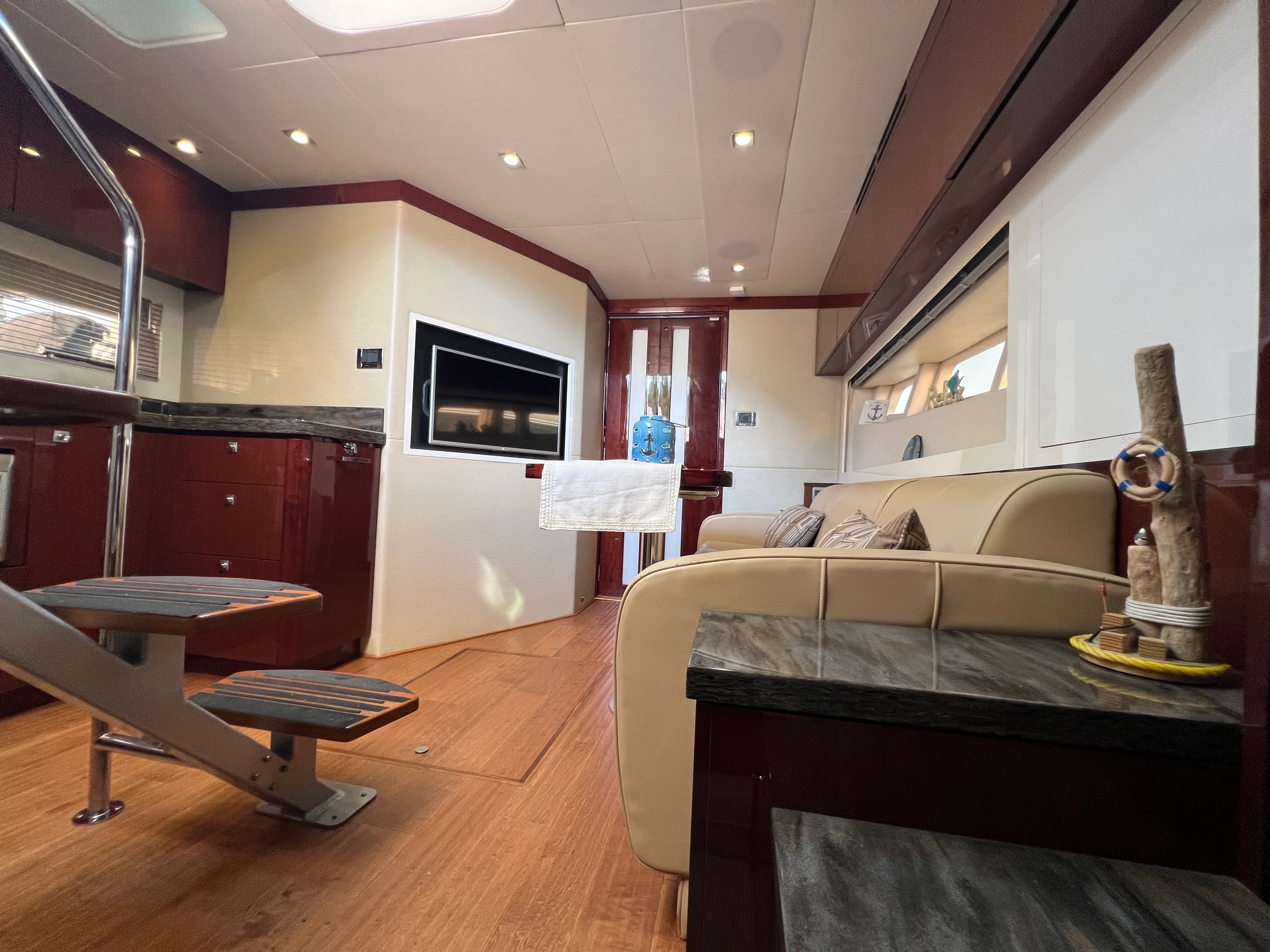 2015 Sea Ray 410 Sundancer Image Thumbnail #52