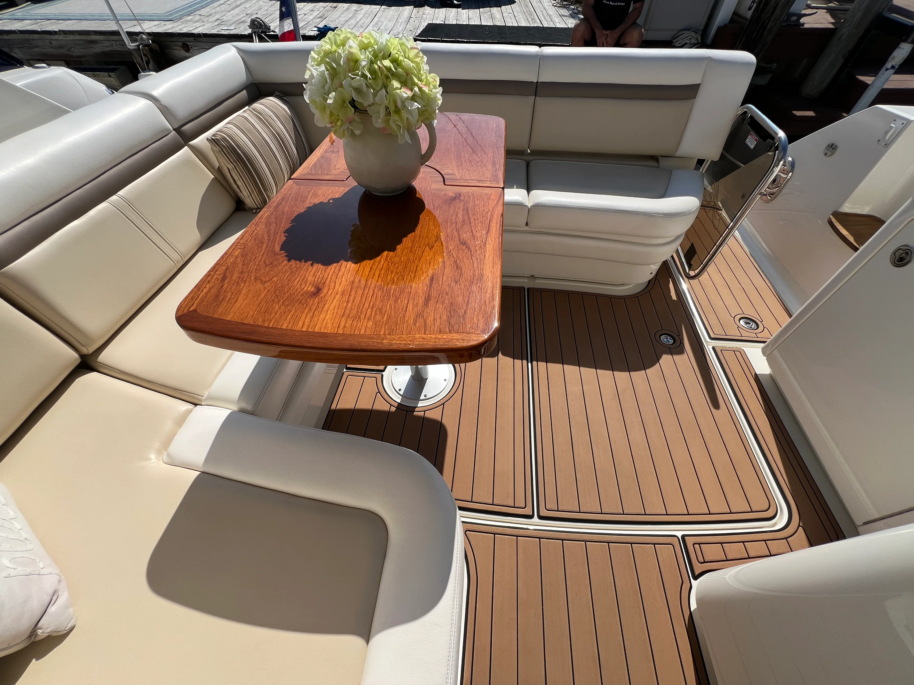 2015 Sea Ray 410 Sundancer Image Thumbnail #14