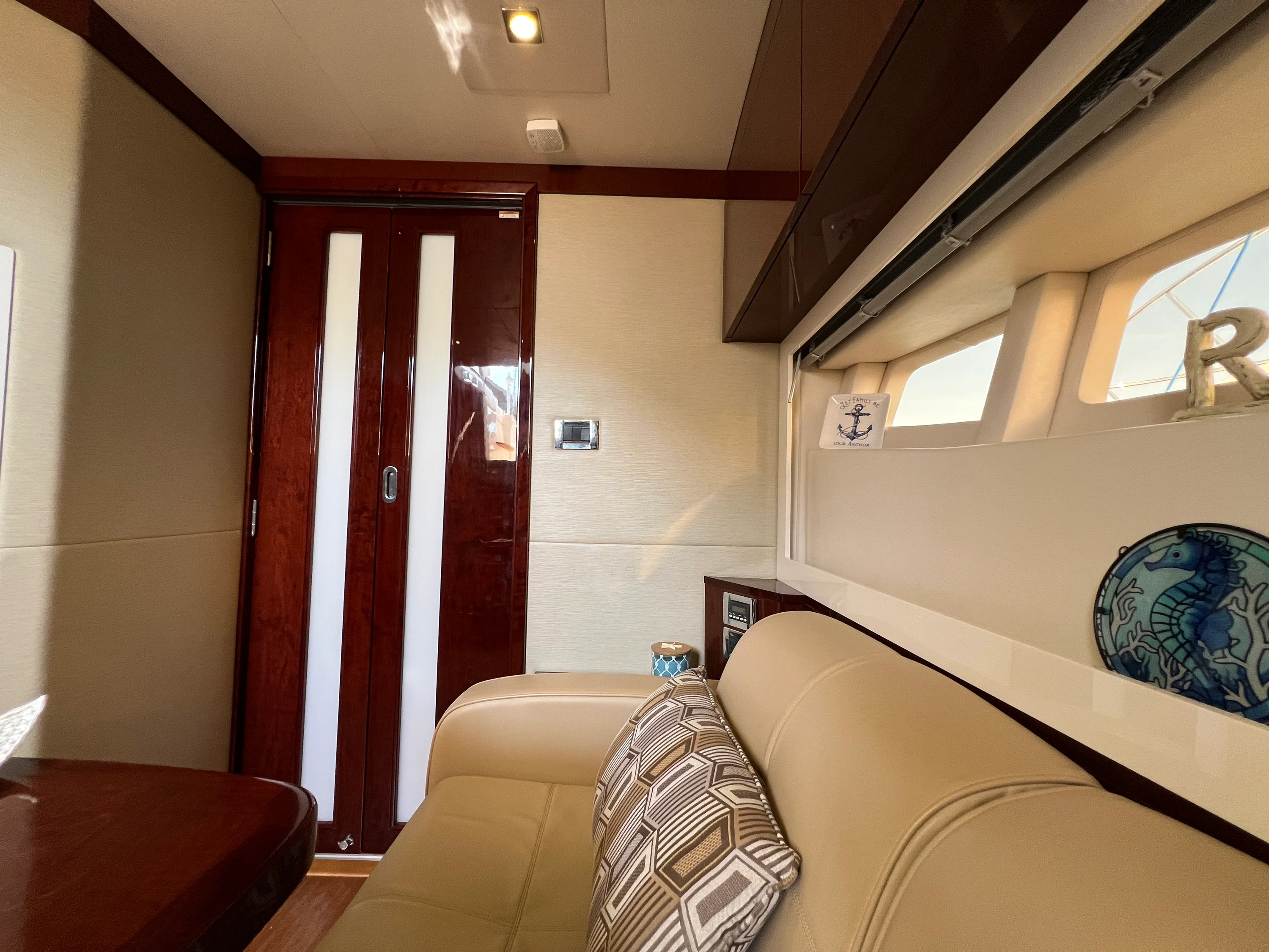 2015 Sea Ray 410 Sundancer Image Thumbnail #59