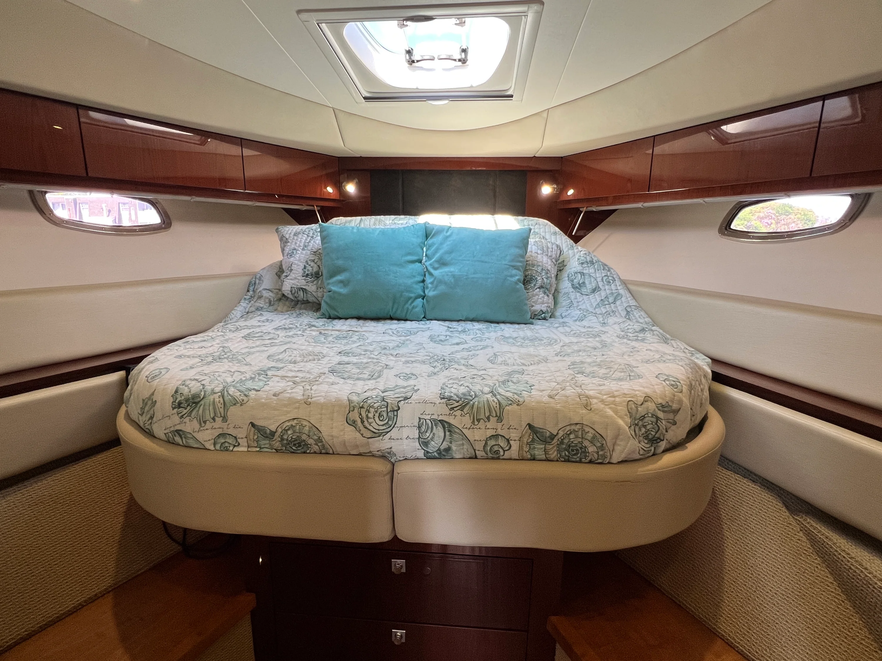 2015 Sea Ray 410 Sundancer Image Thumbnail #93