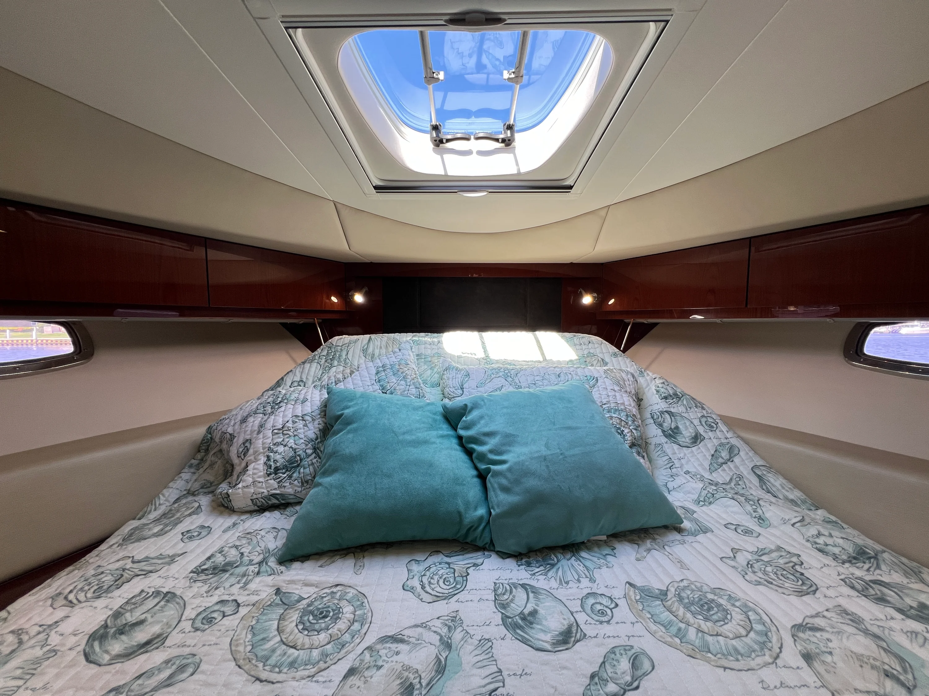 2015 Sea Ray 410 Sundancer Image Thumbnail #80