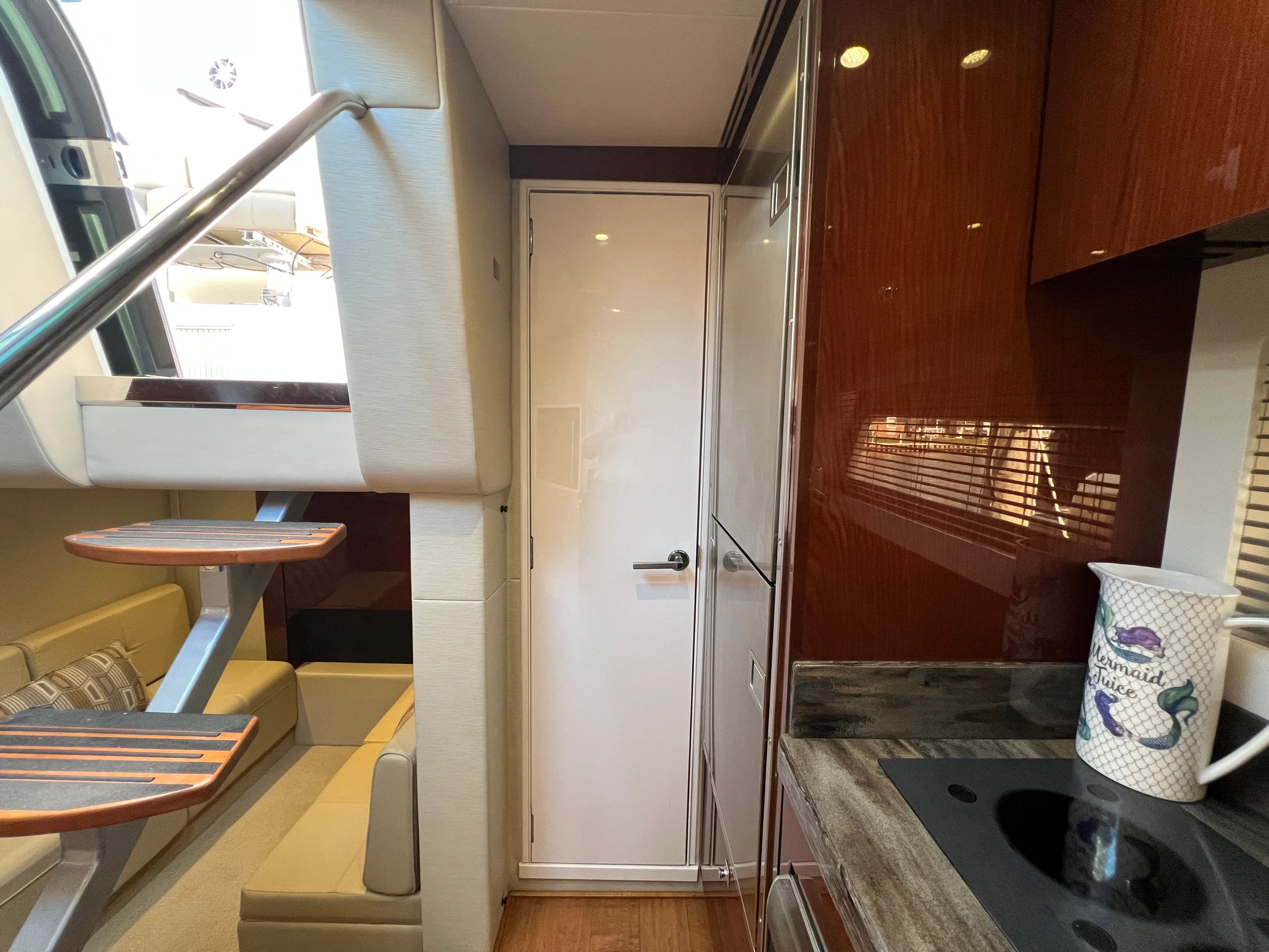 2015 Sea Ray 410 Sundancer Image Thumbnail #73