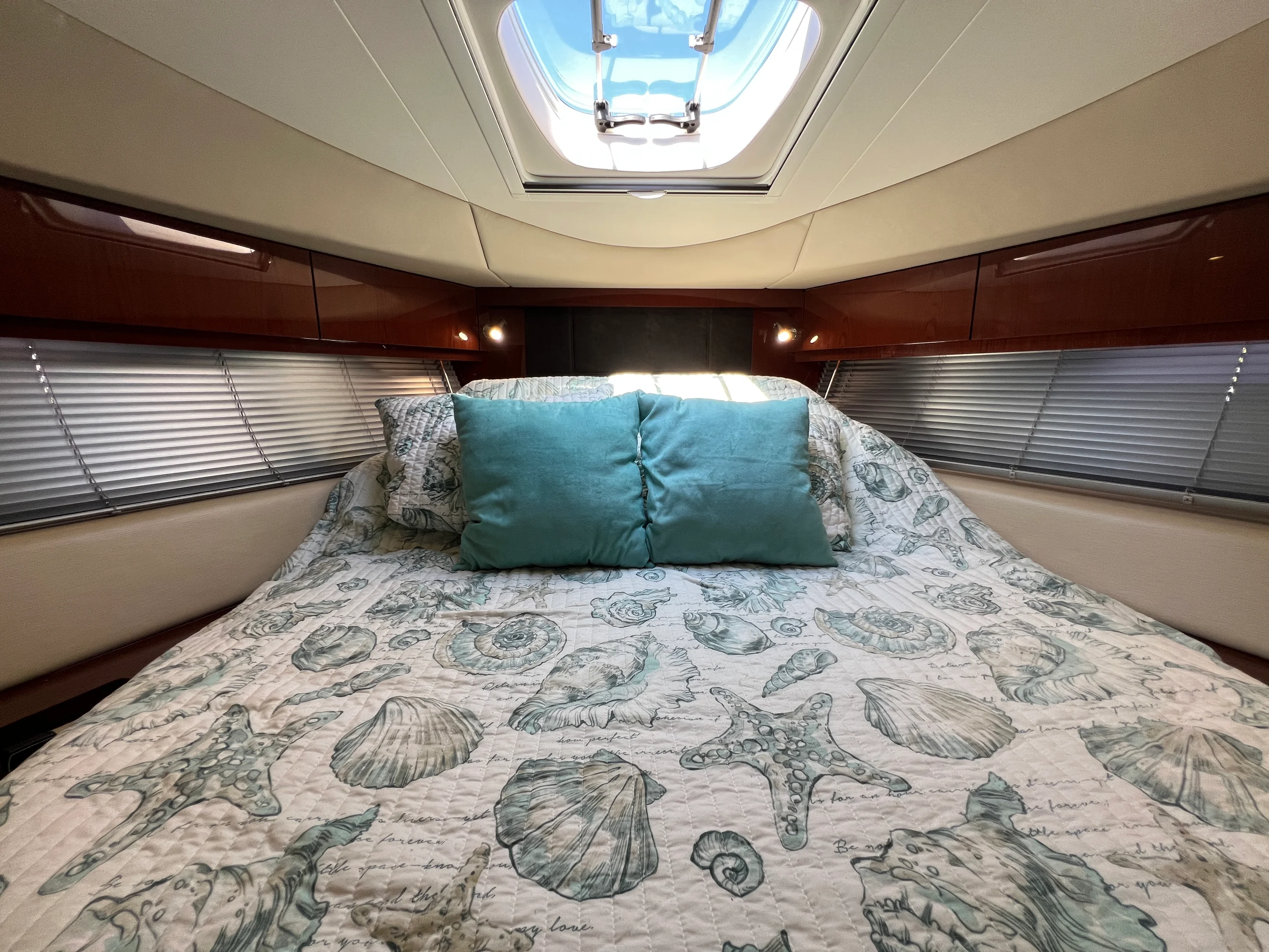 2015 Sea Ray 410 Sundancer Image Thumbnail #94