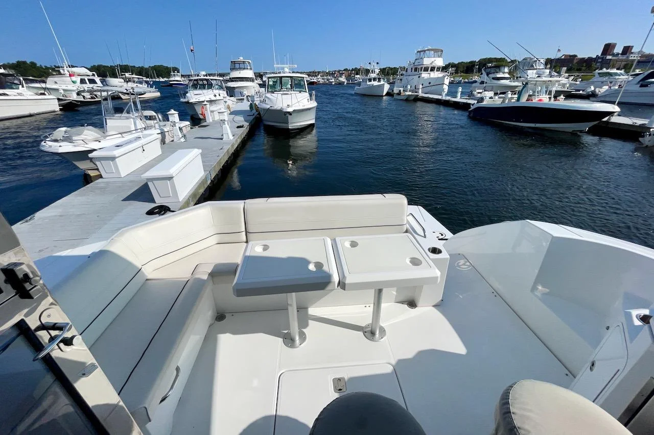 2018 Cruisers Yachts 45 CANTIUS Image Thumbnail #5