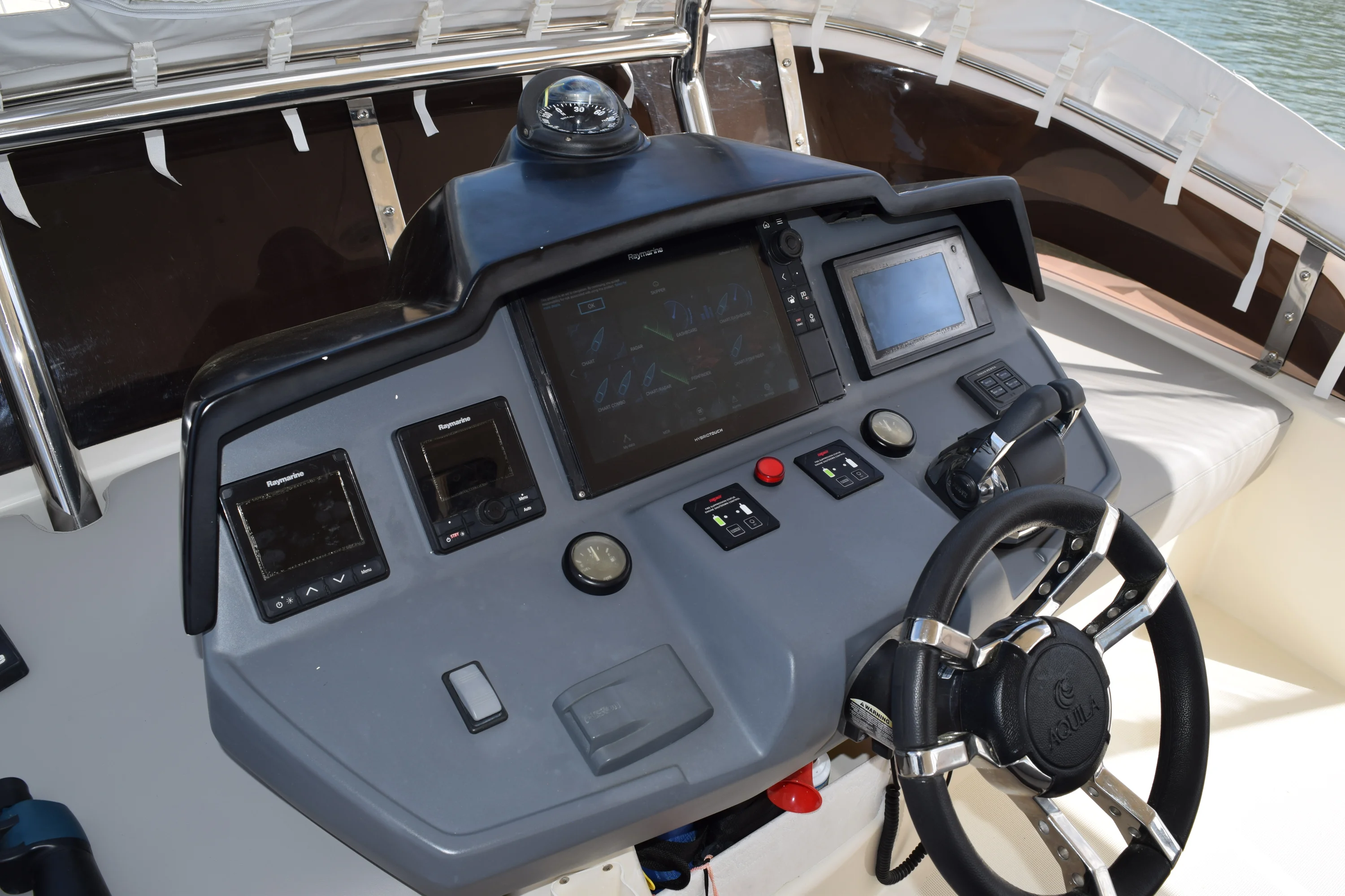 2018 Aquila 48 Image Thumbnail #26
