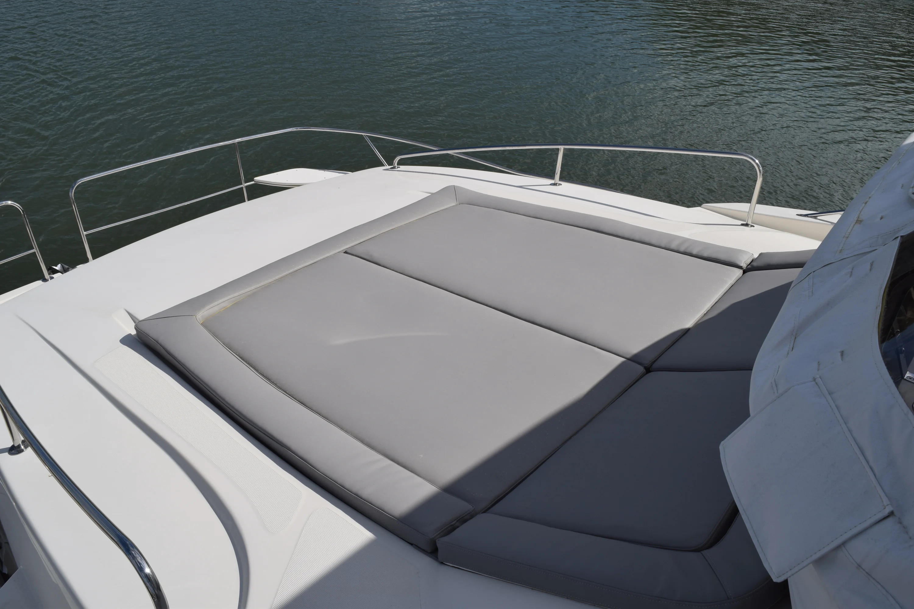 2018 Aquila 48 Image Thumbnail #4