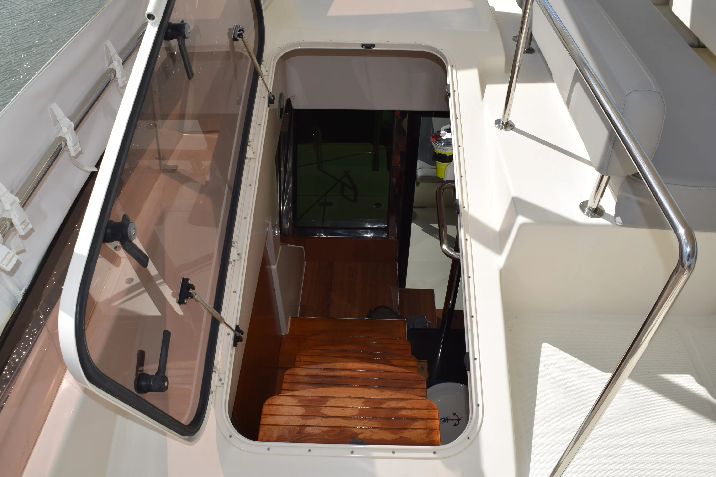 2018 Aquila 48 Image Thumbnail #27