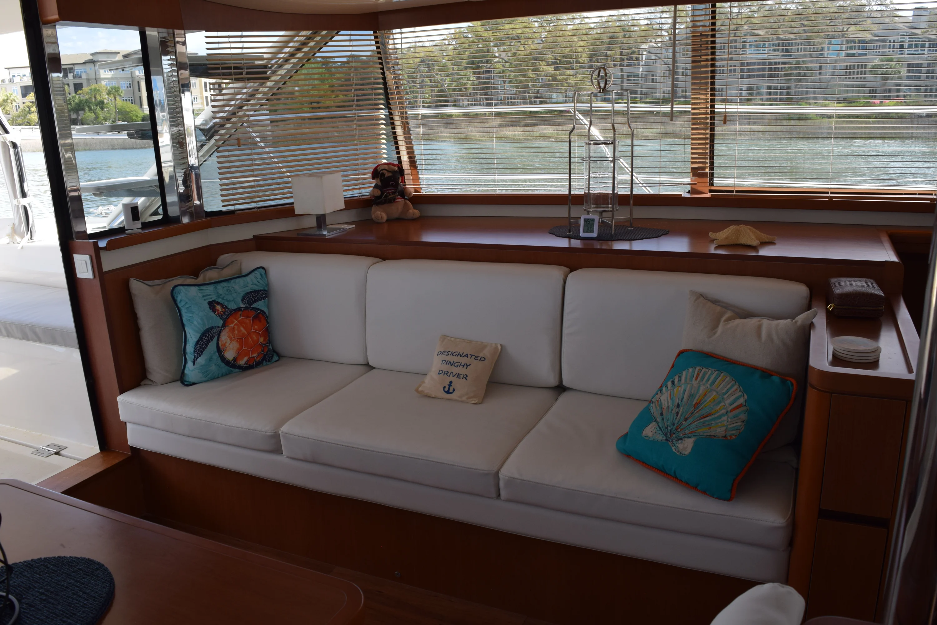 2018 Aquila 48 Image Thumbnail #16