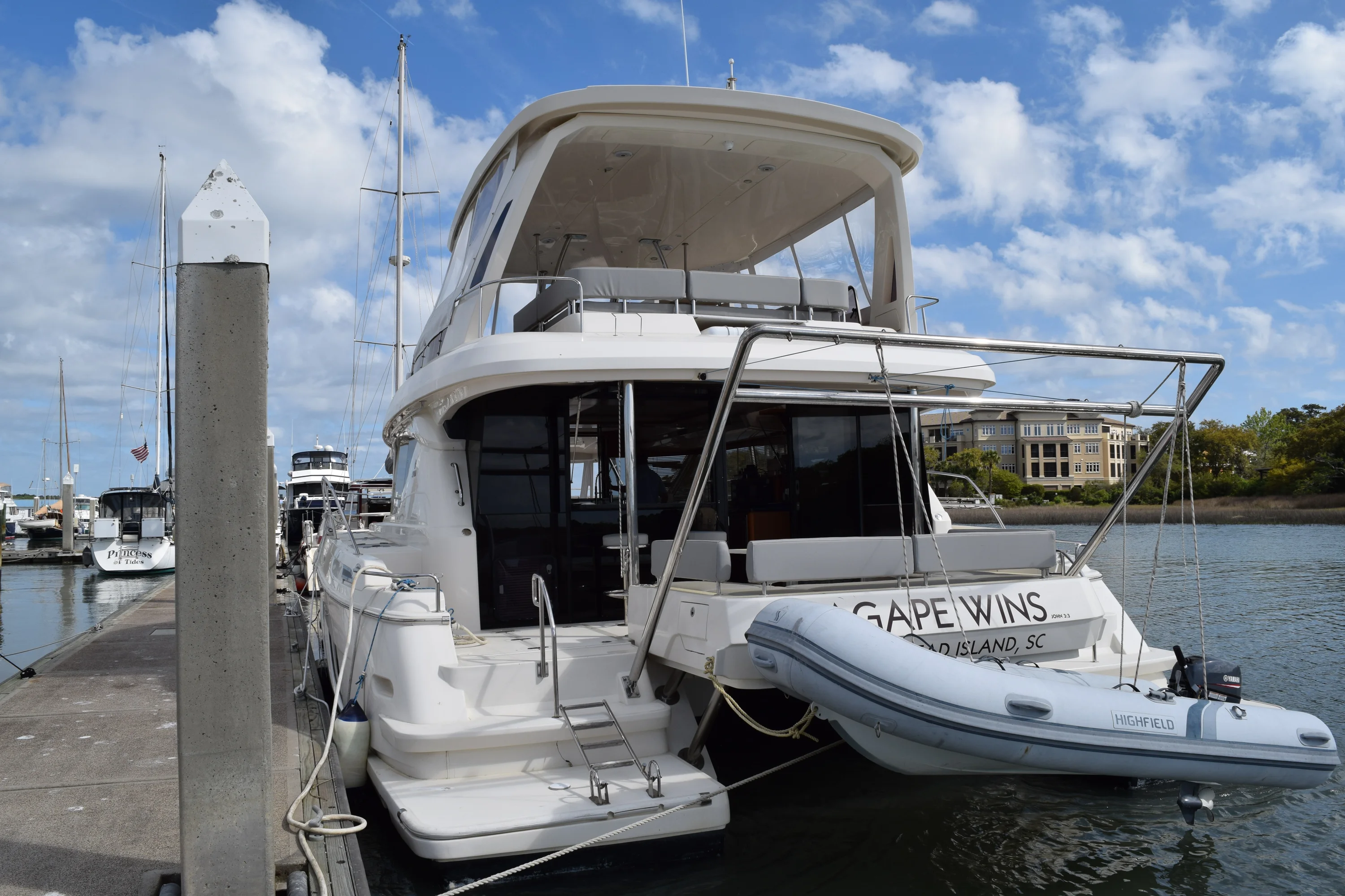 2018 Aquila 48 Image Thumbnail #6