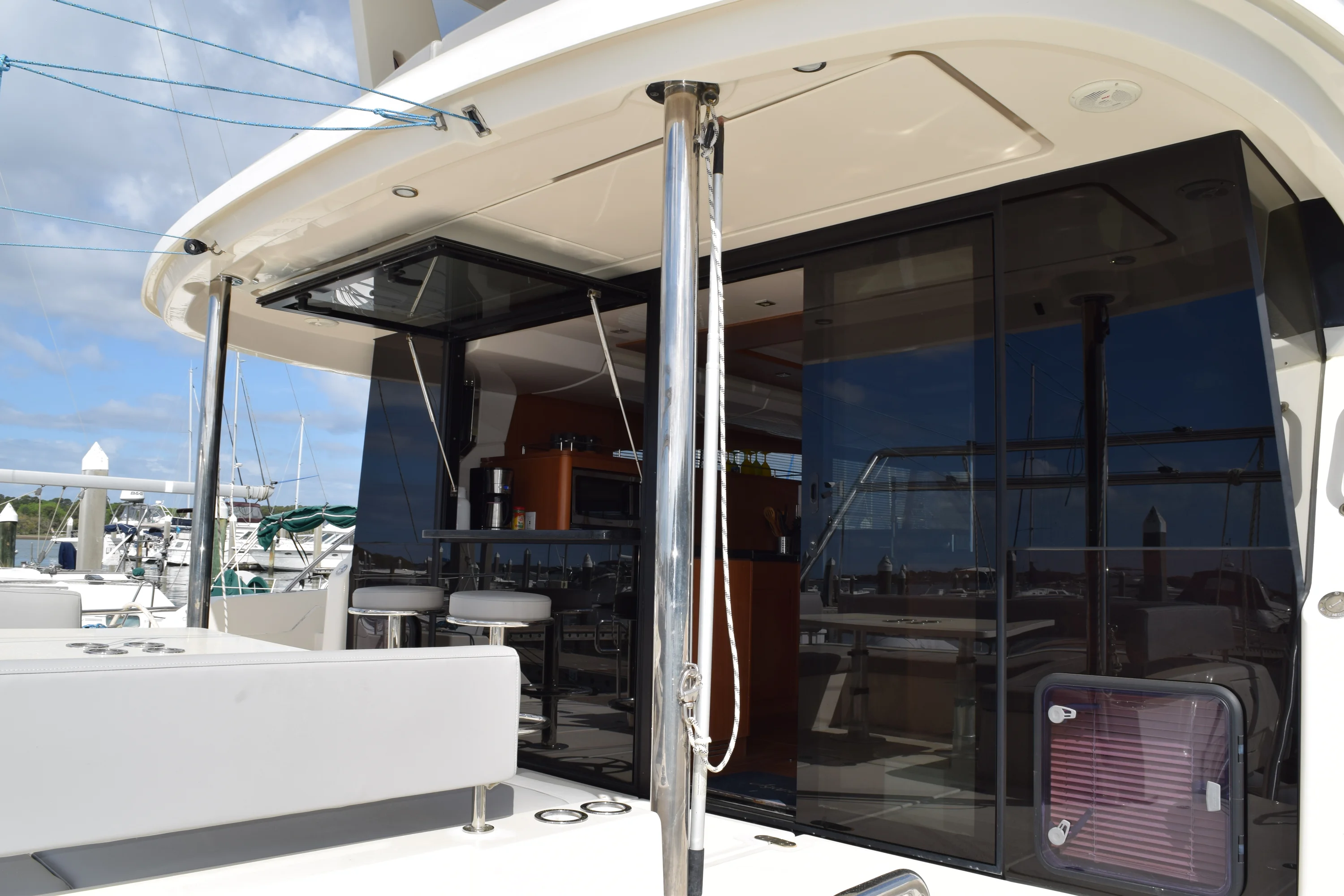 2018 Aquila 48 Image Thumbnail #31