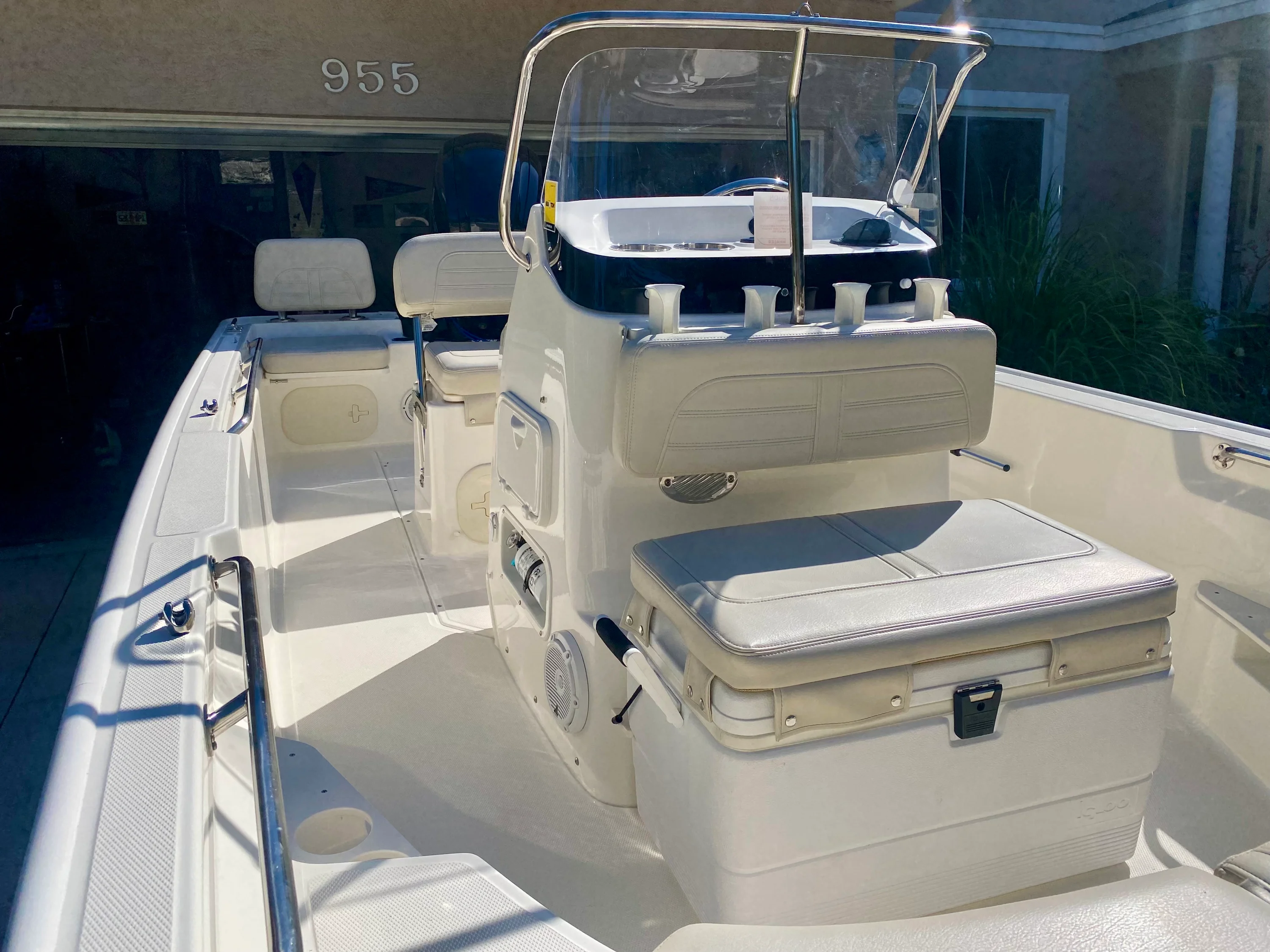 2022 Boston Whaler 170 MONTAUK Image Thumbnail #7
