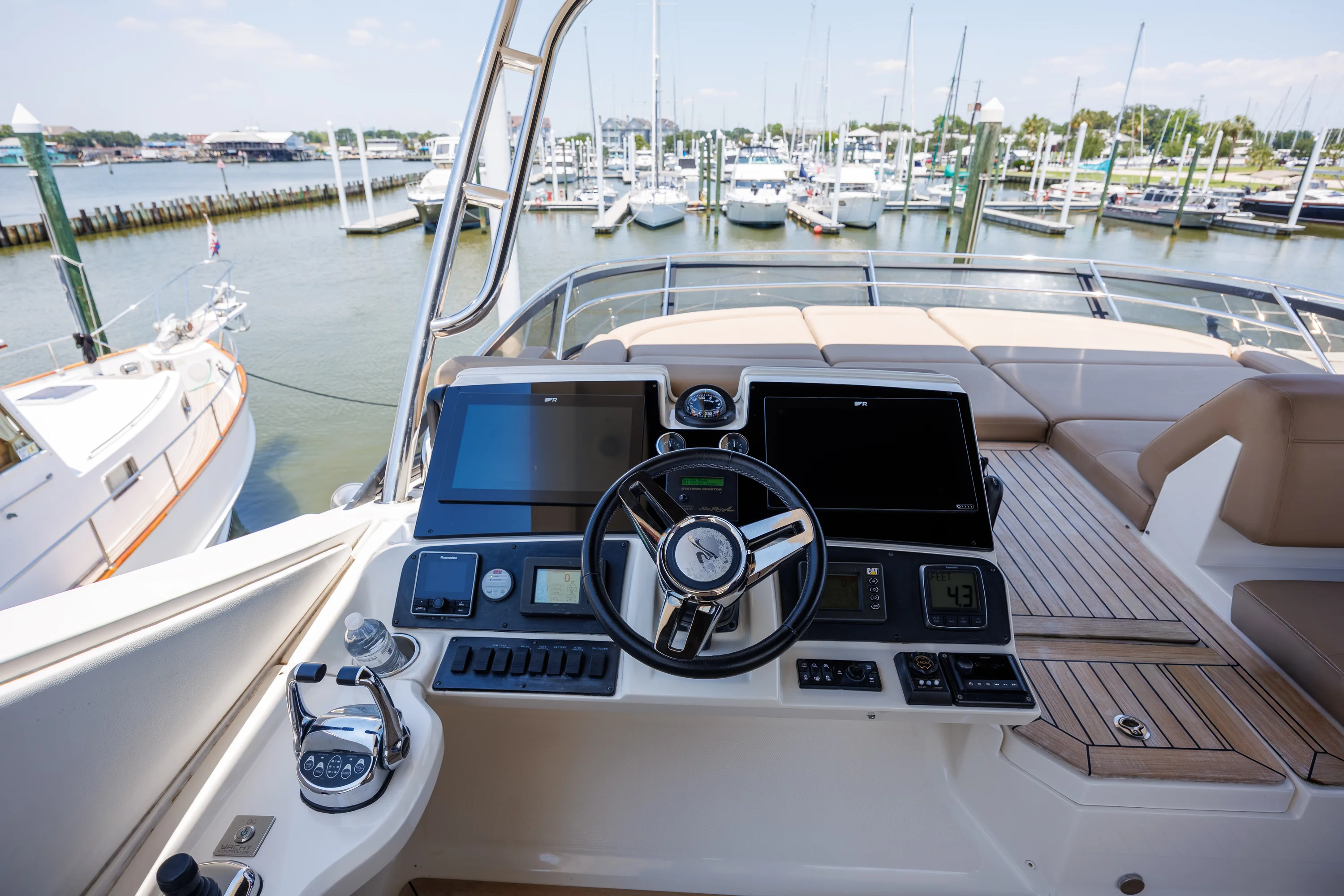 2017 Sea Ray L650 Fly Image Thumbnail #14