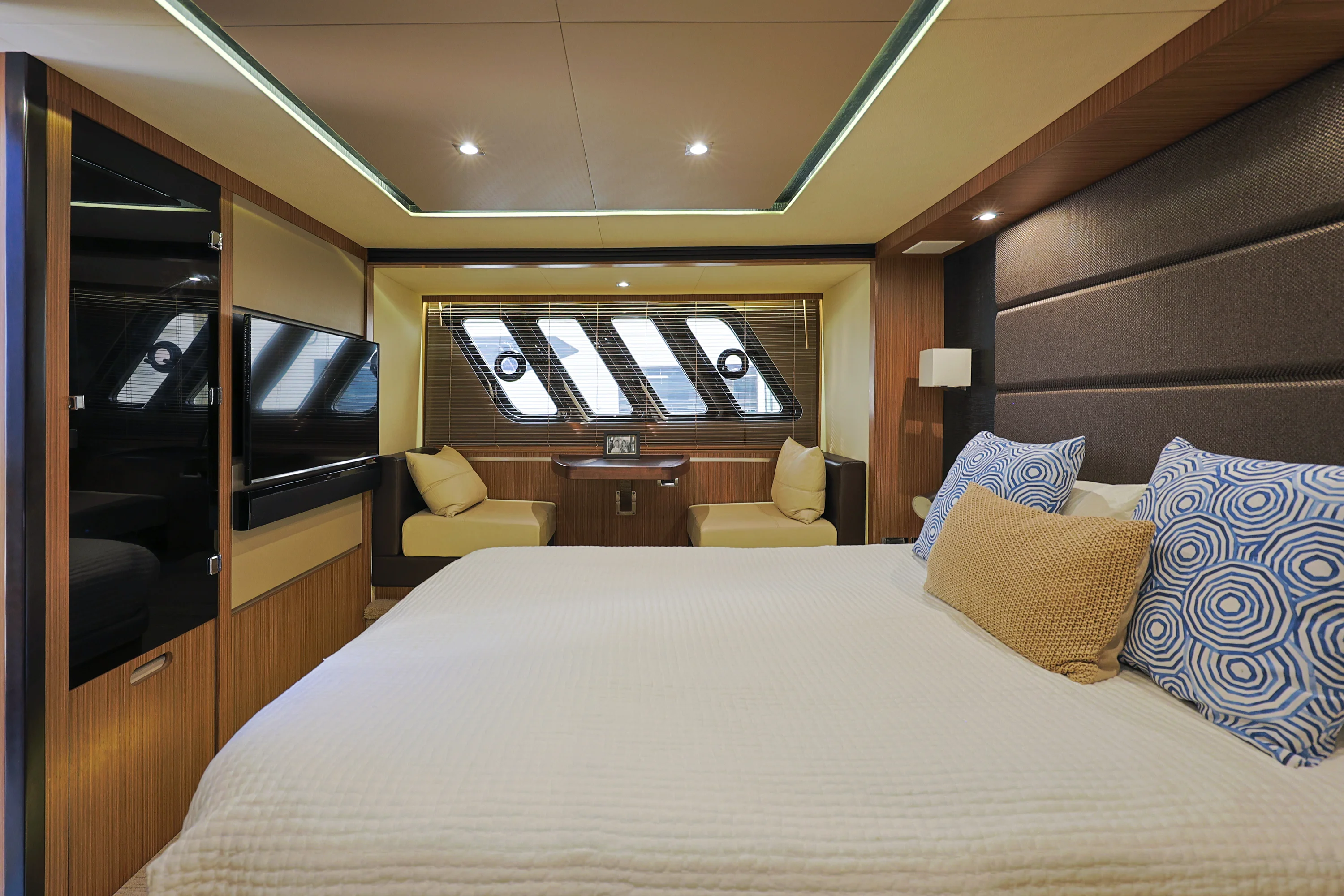 2017 Sea Ray L650 Fly Image Thumbnail #43