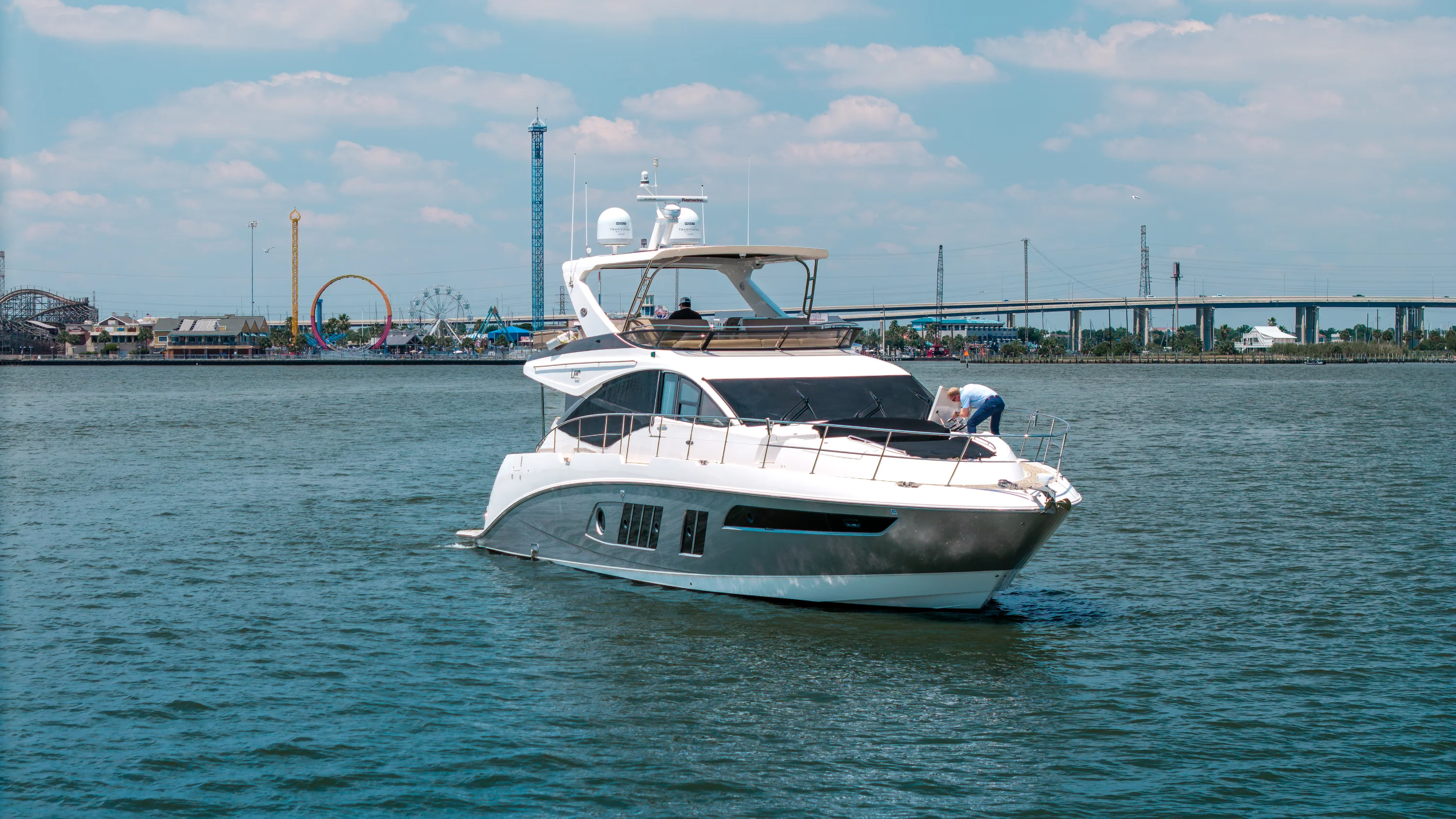 2017 Sea Ray L650 Fly Image Thumbnail #7