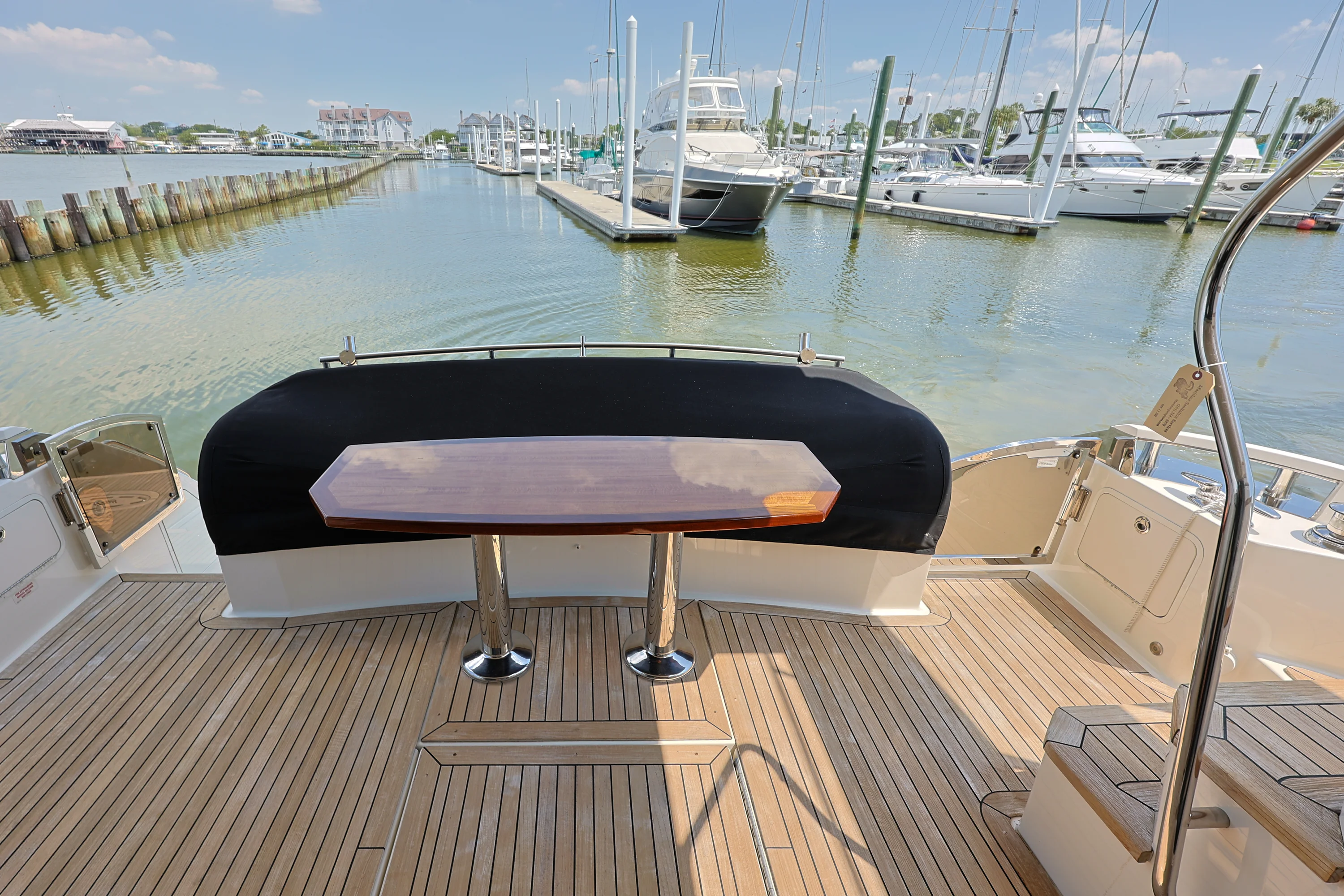 2017 Sea Ray L650 Fly Image Thumbnail #22