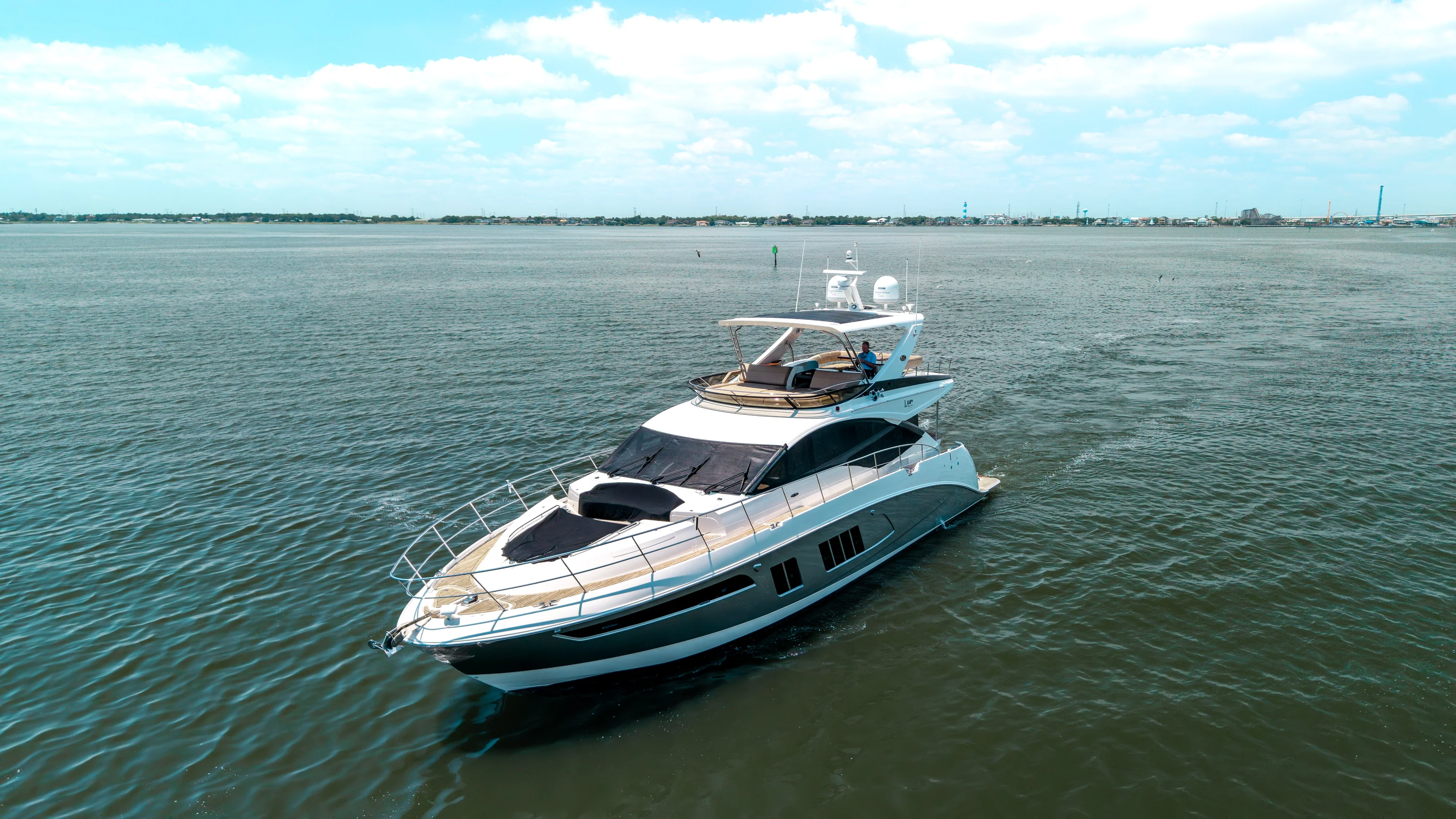2017 Sea Ray L650 Fly Image Thumbnail #5