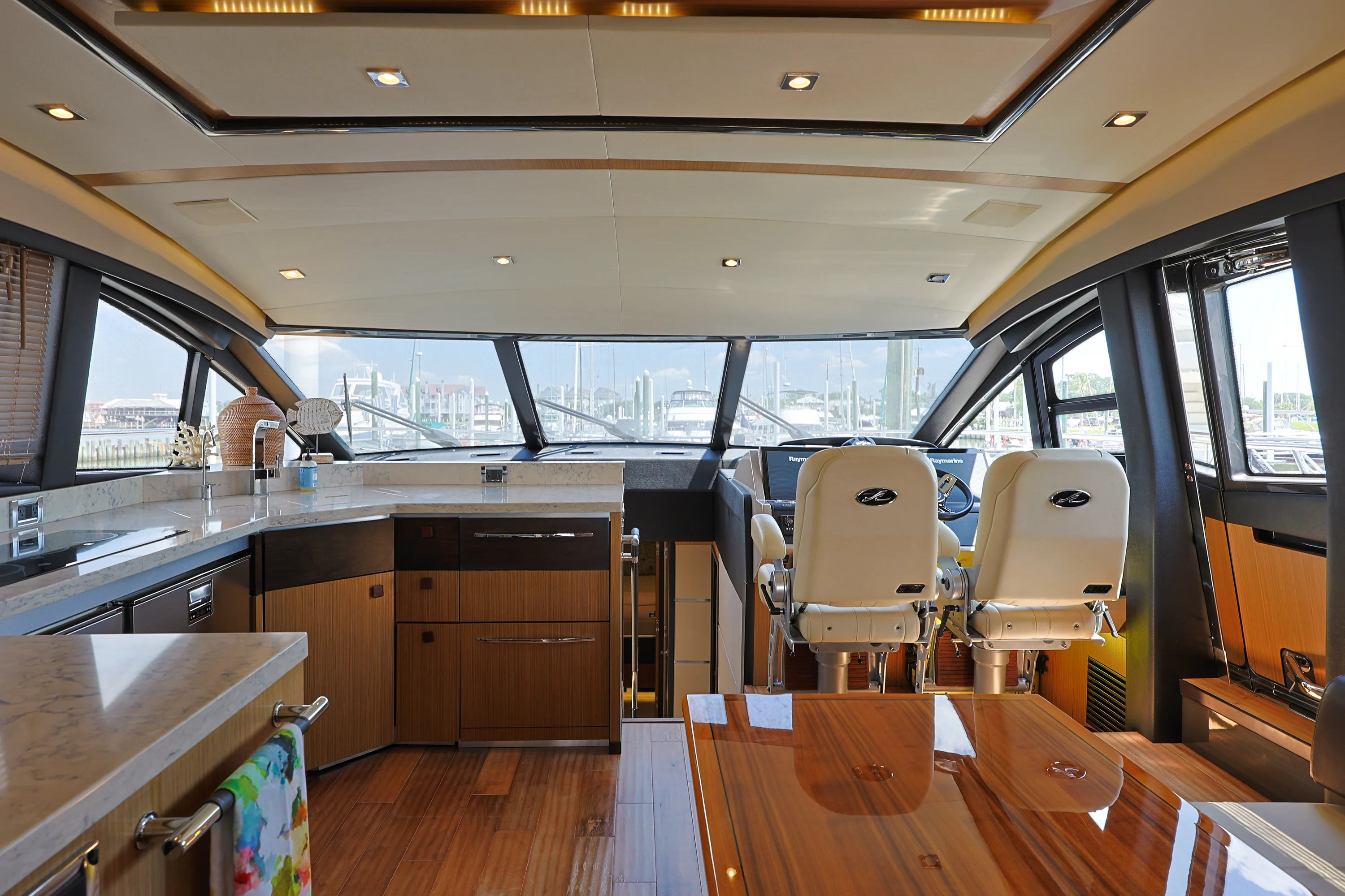 2017 Sea Ray L650 Fly Image Thumbnail #27
