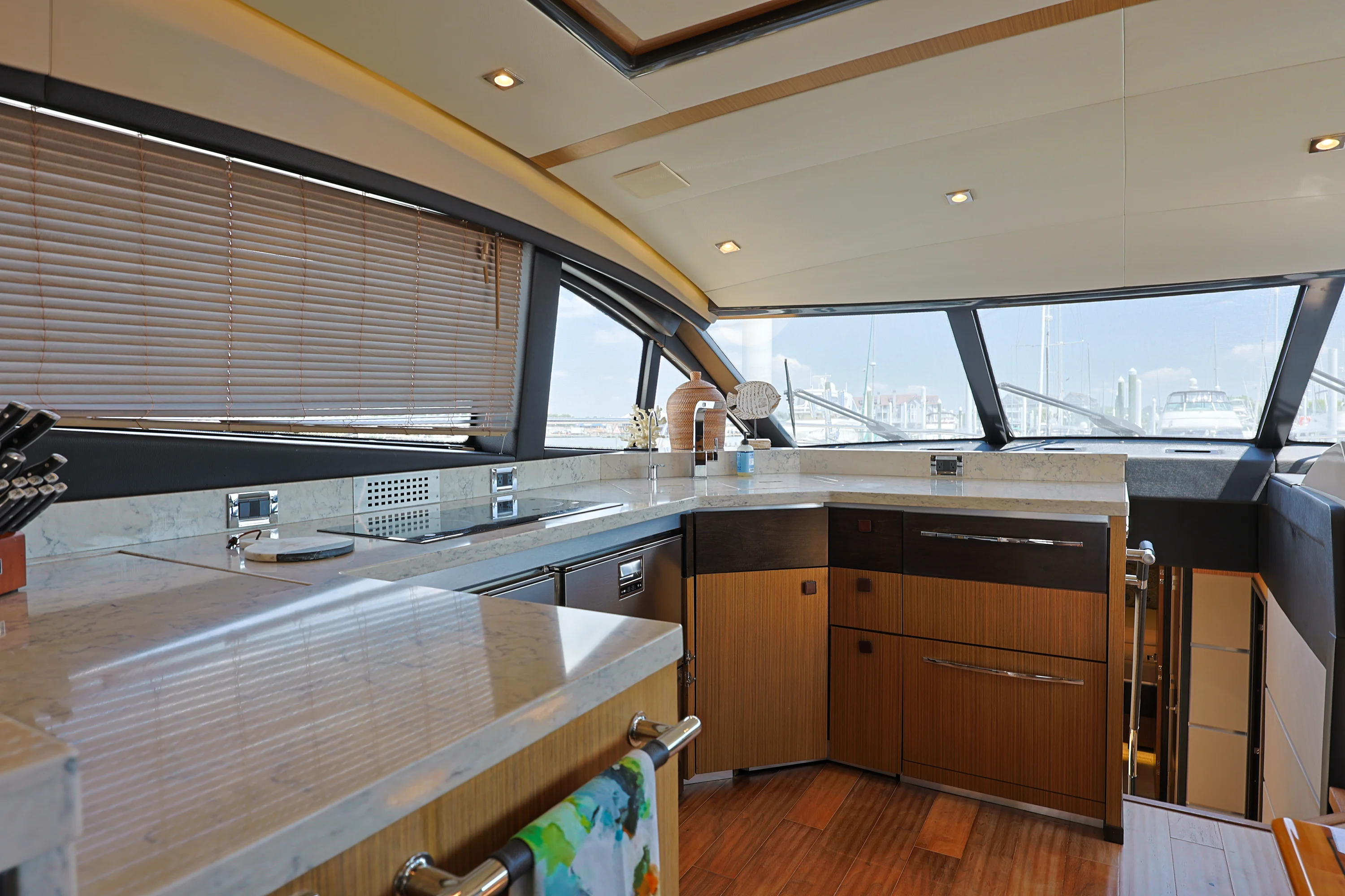 2017 Sea Ray L650 Fly Image Thumbnail #35