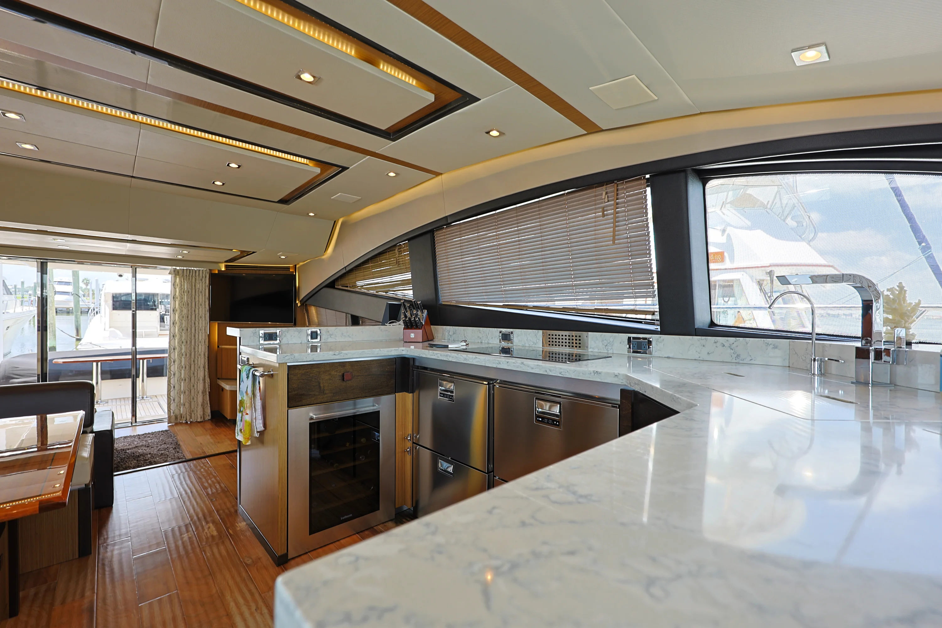 2017 Sea Ray L650 Fly Image Thumbnail #30