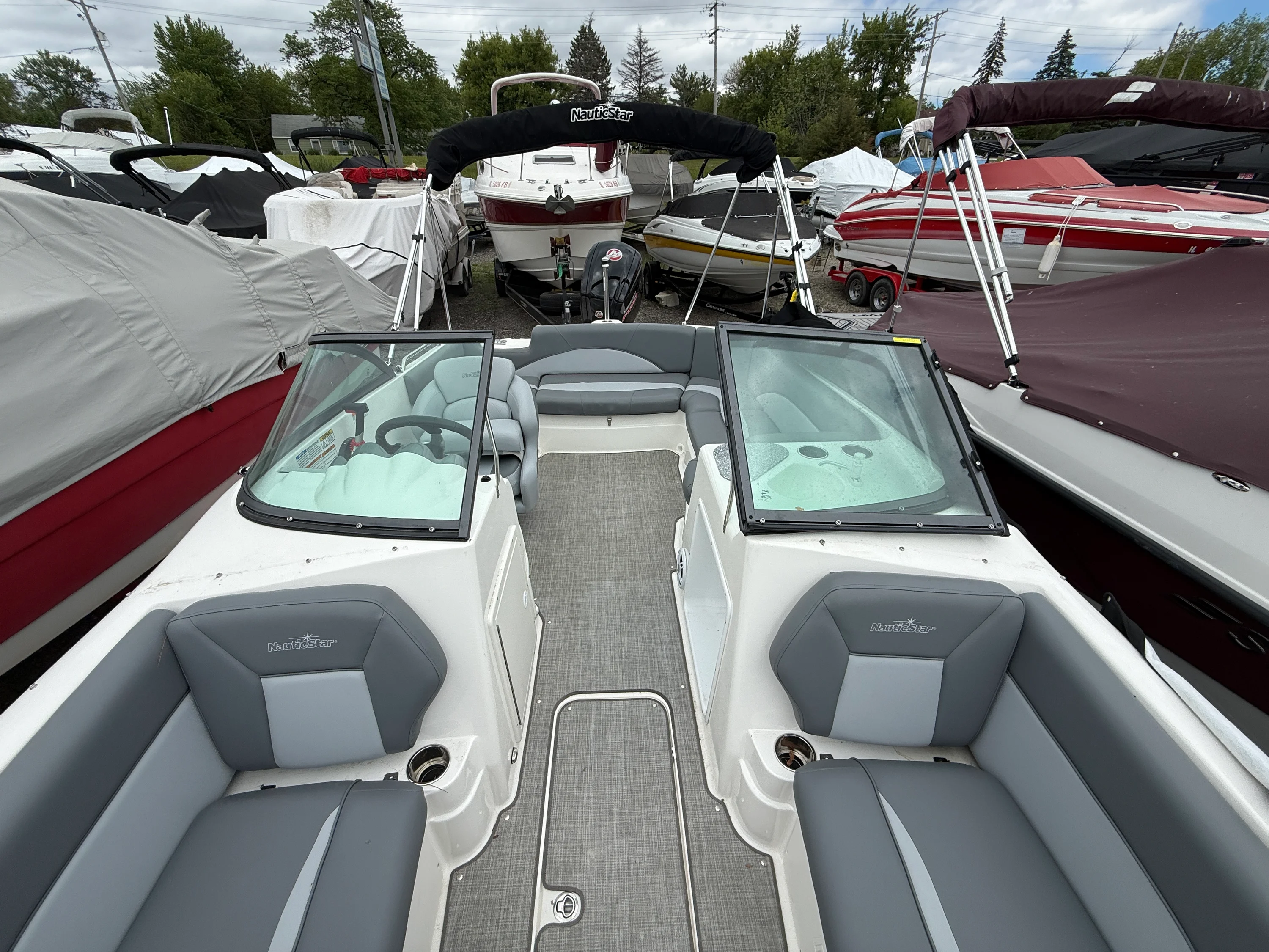 2023 NauticStar 203 DC Image Thumbnail #7