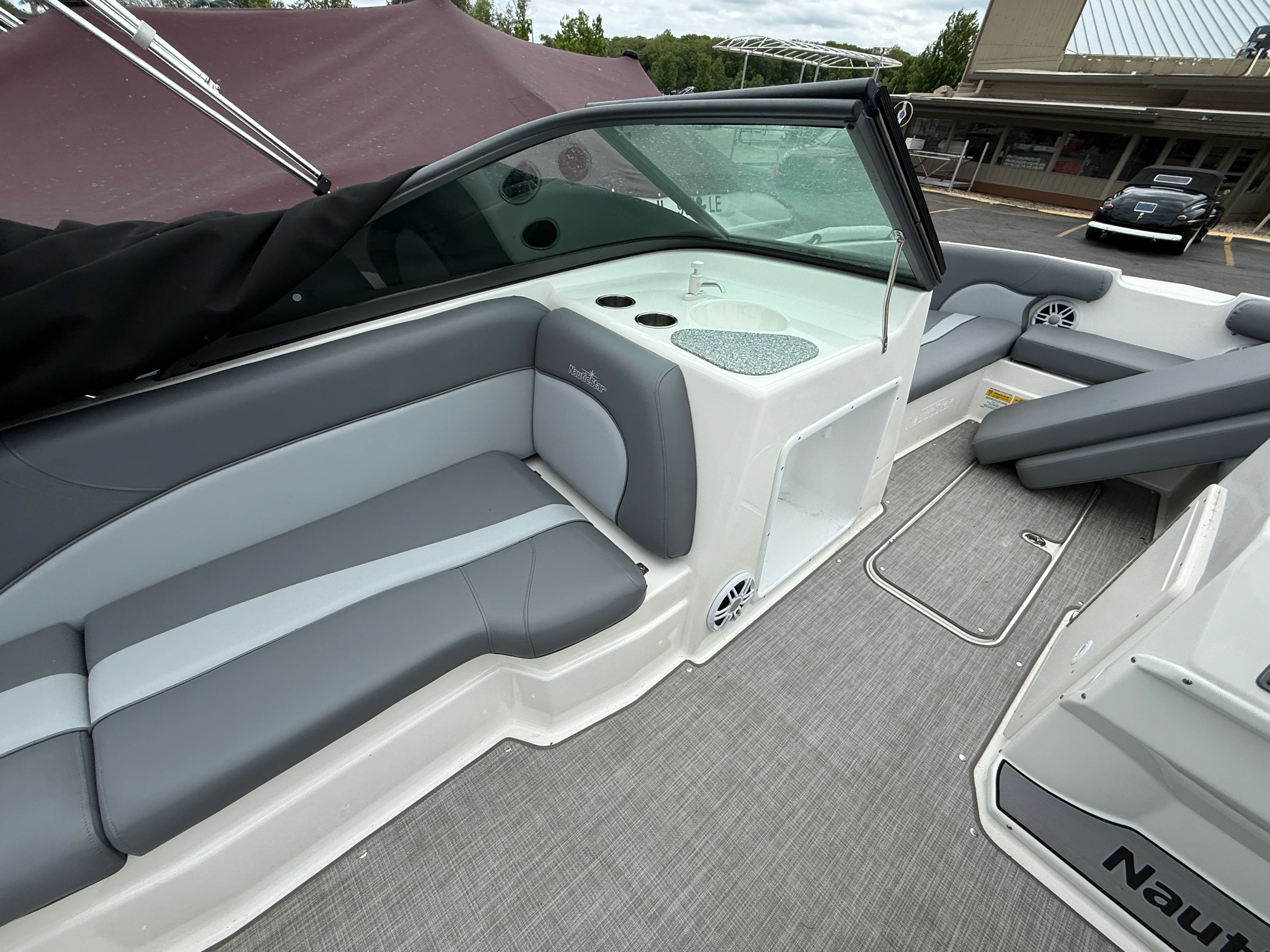 2023 NauticStar 203 DC Image Thumbnail #13