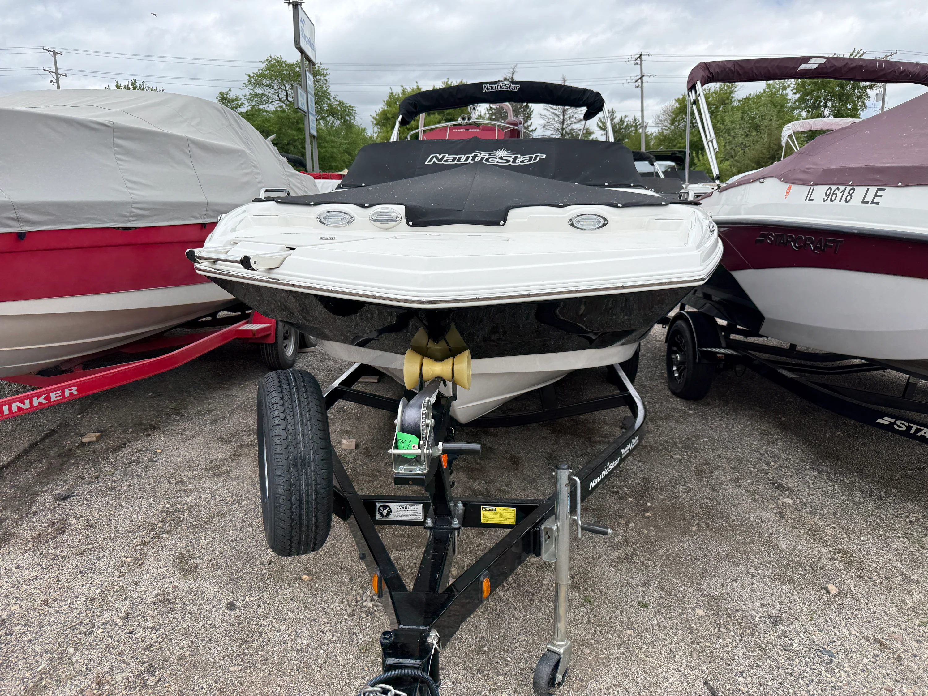 2023 NauticStar 203 DC Image Thumbnail #2