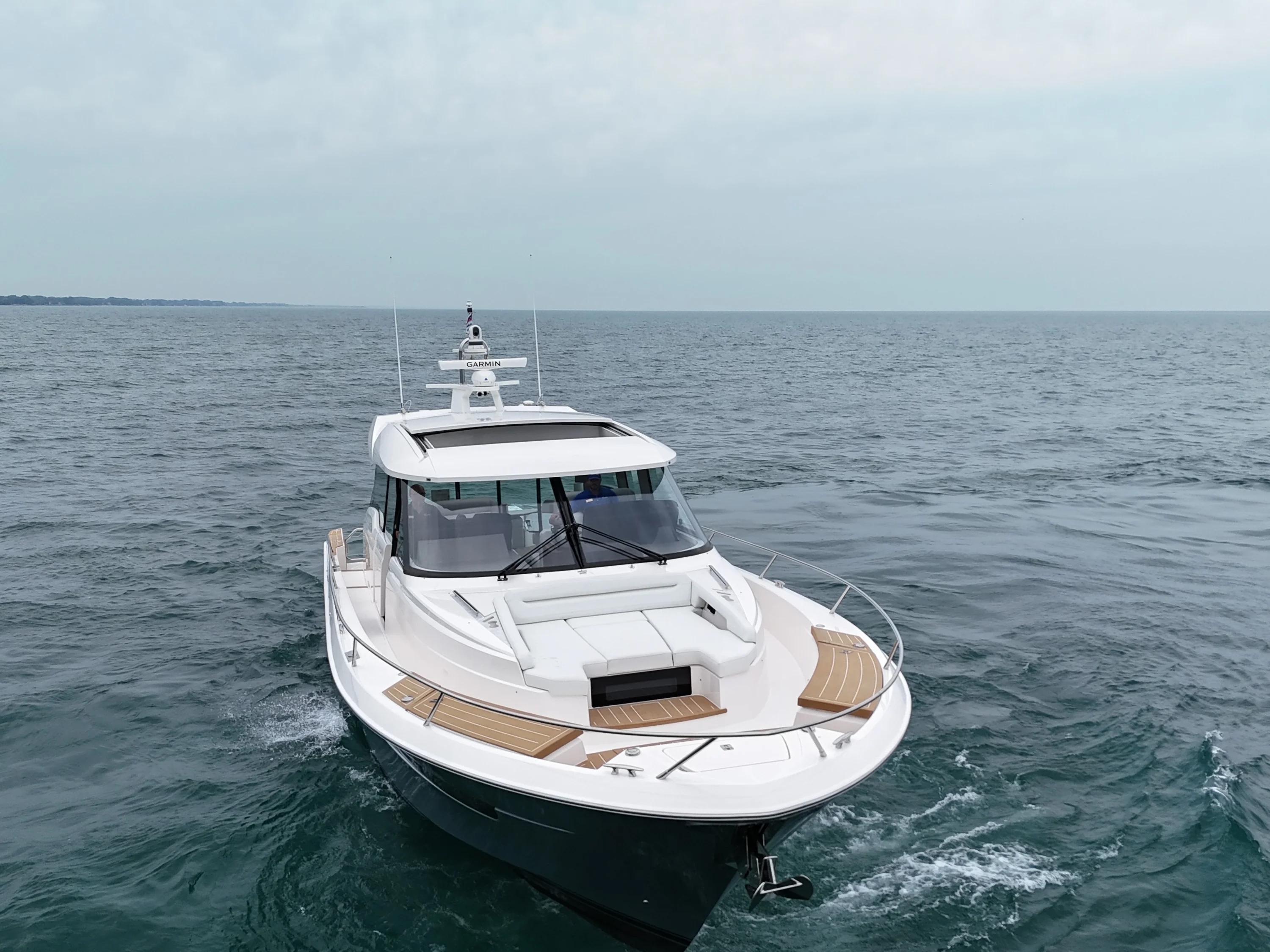 2027 Tiara Yachts EX60 Image Thumbnail #8