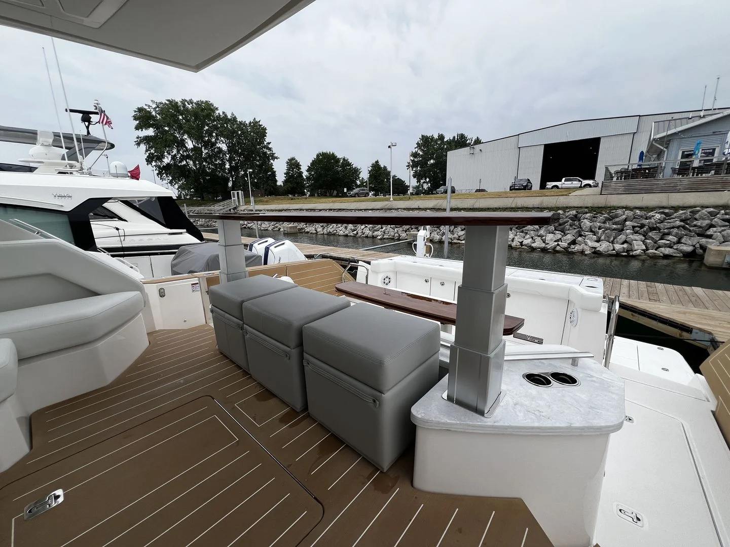 2027 Tiara Yachts EX60 Image Thumbnail #28