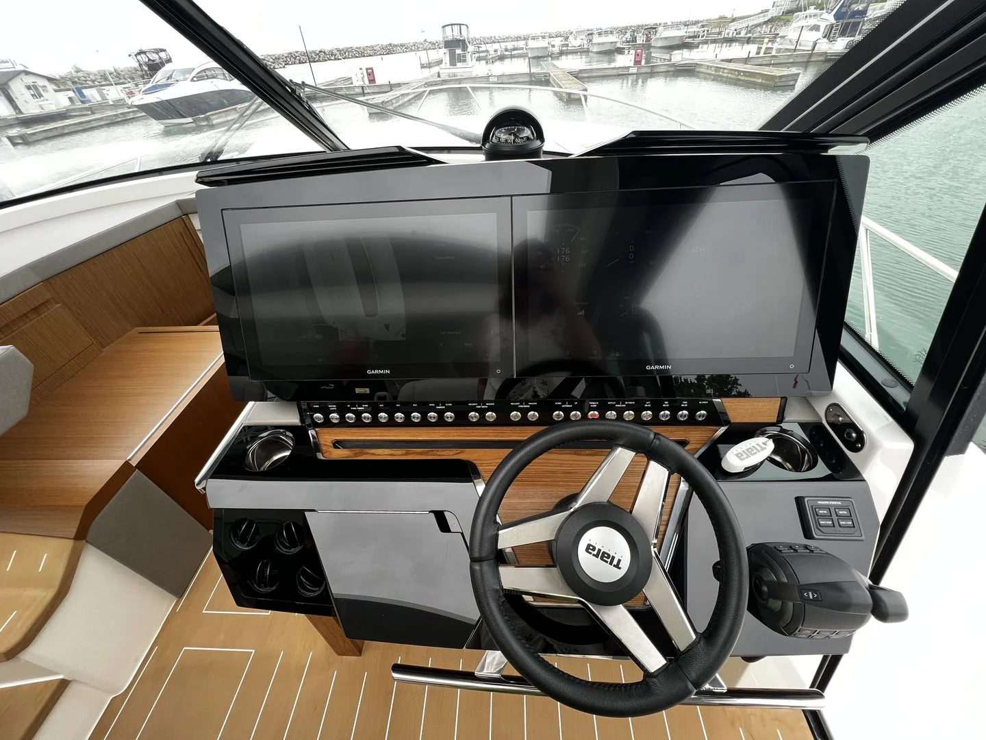 2027 Tiara Yachts EX60 Image Thumbnail #37