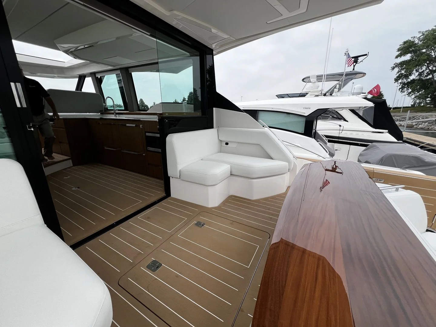 2027 Tiara Yachts EX60 Image Thumbnail #25