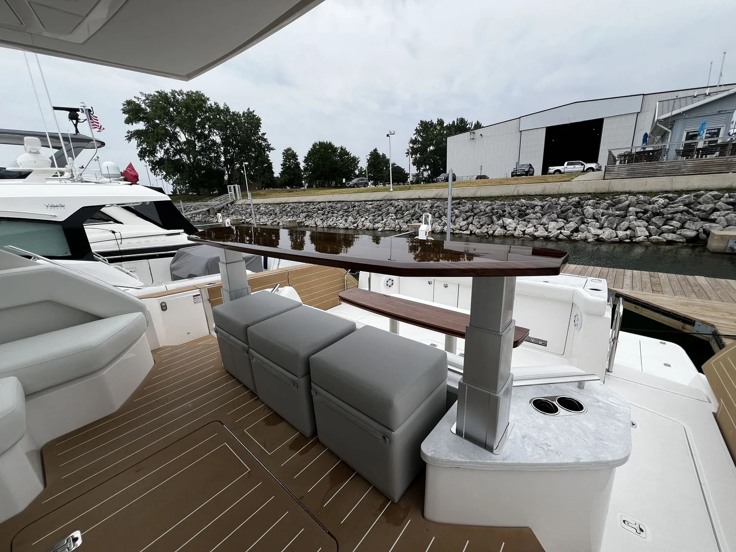 2027 Tiara Yachts EX60 Image Thumbnail #29