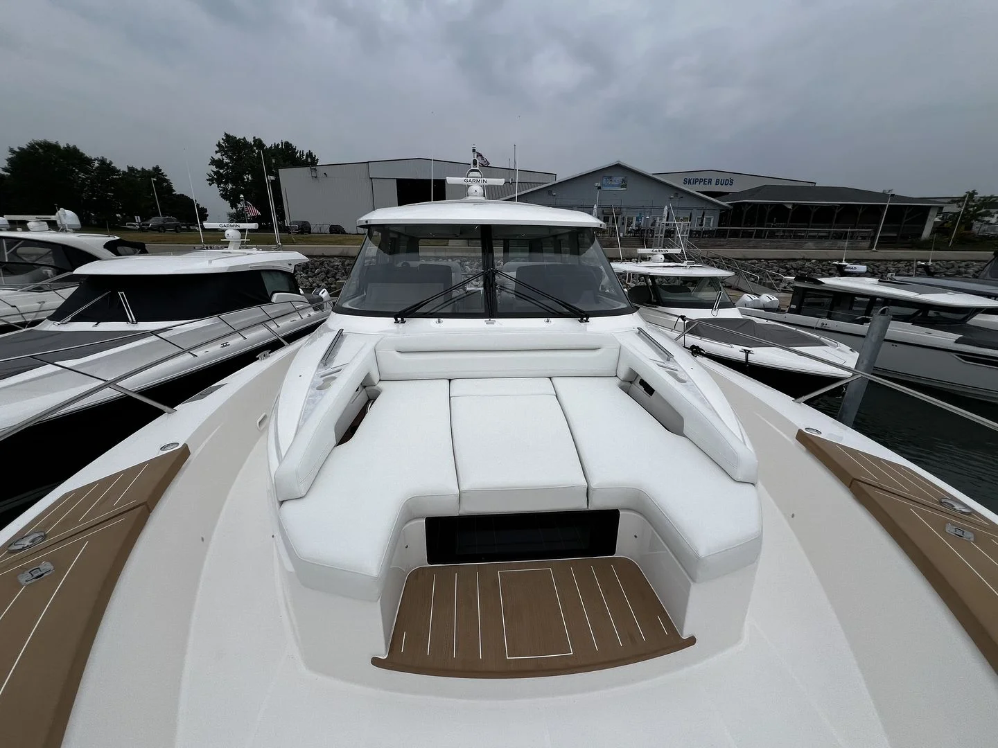 2027 Tiara Yachts EX60 Image Thumbnail #55