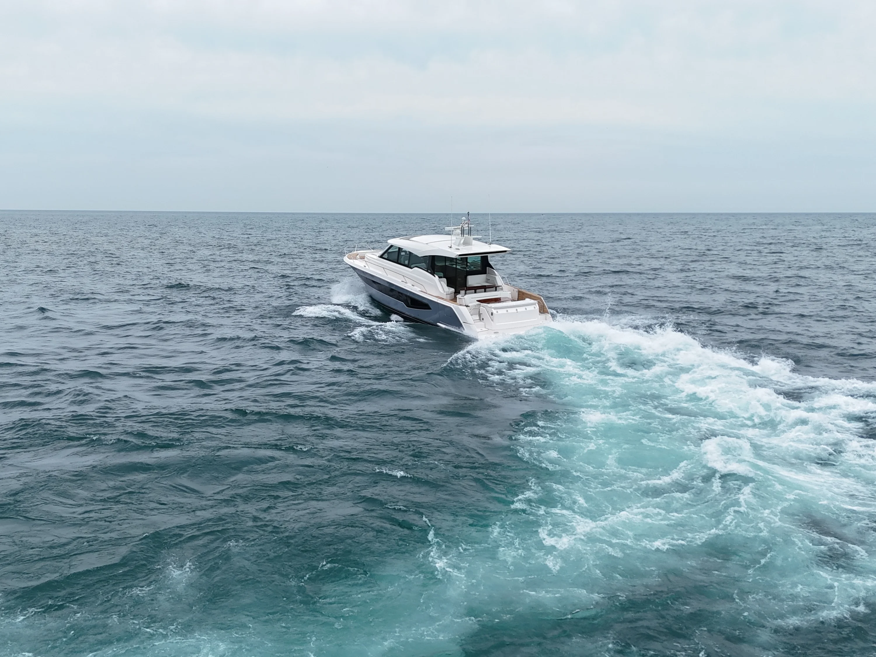 2027 Tiara Yachts EX60 Image Thumbnail #10