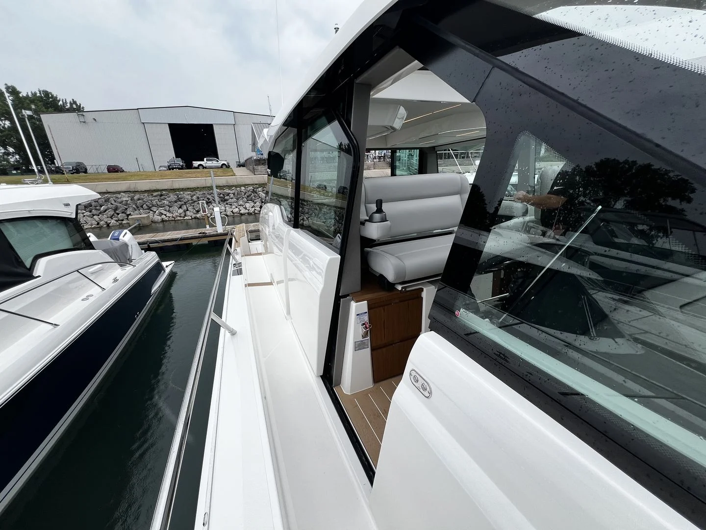 2027 Tiara Yachts EX60 Image Thumbnail #56