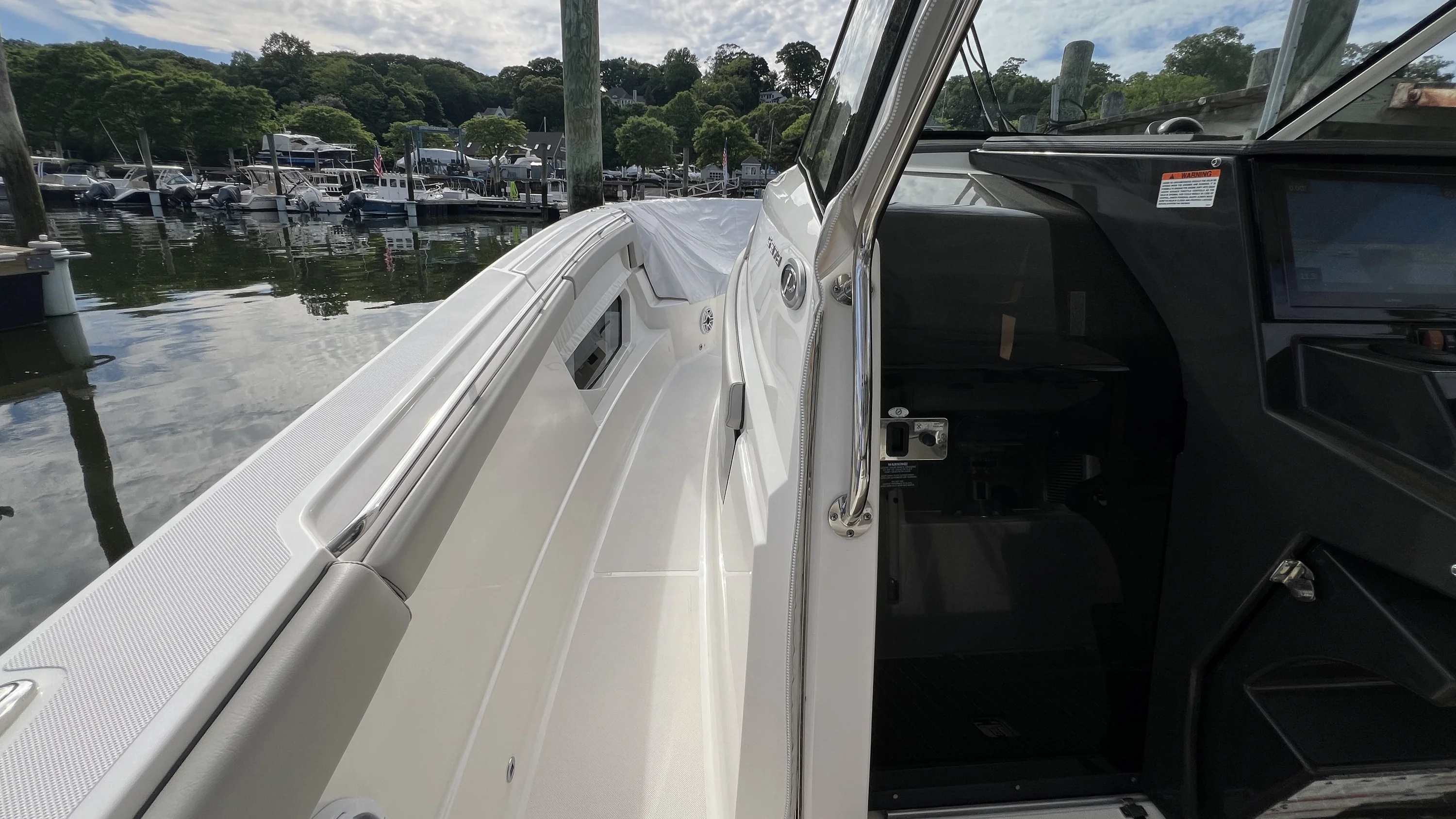 2023 Pursuit S378 Image Thumbnail #35