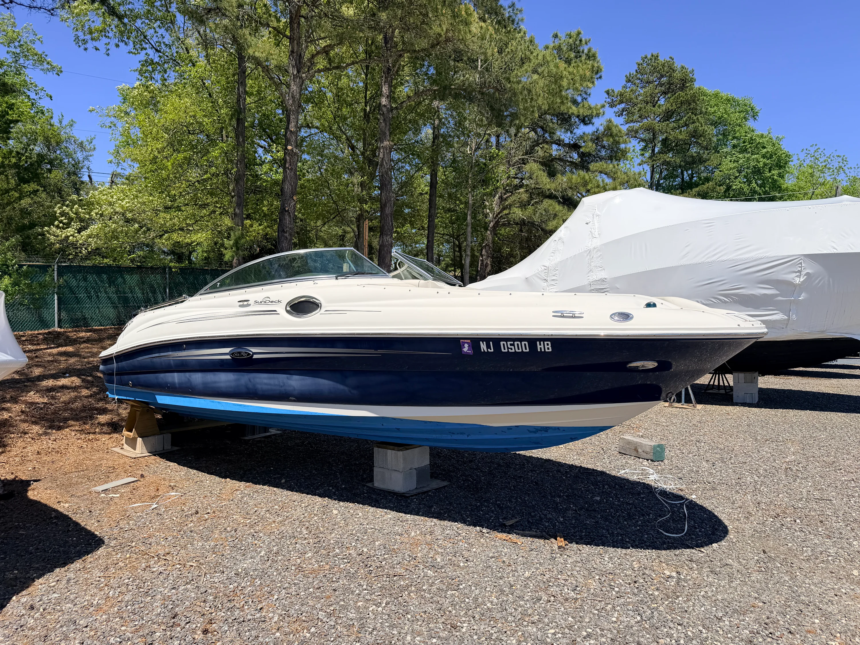 2008 Sea Ray 240 SUNDECK Image Thumbnail #3