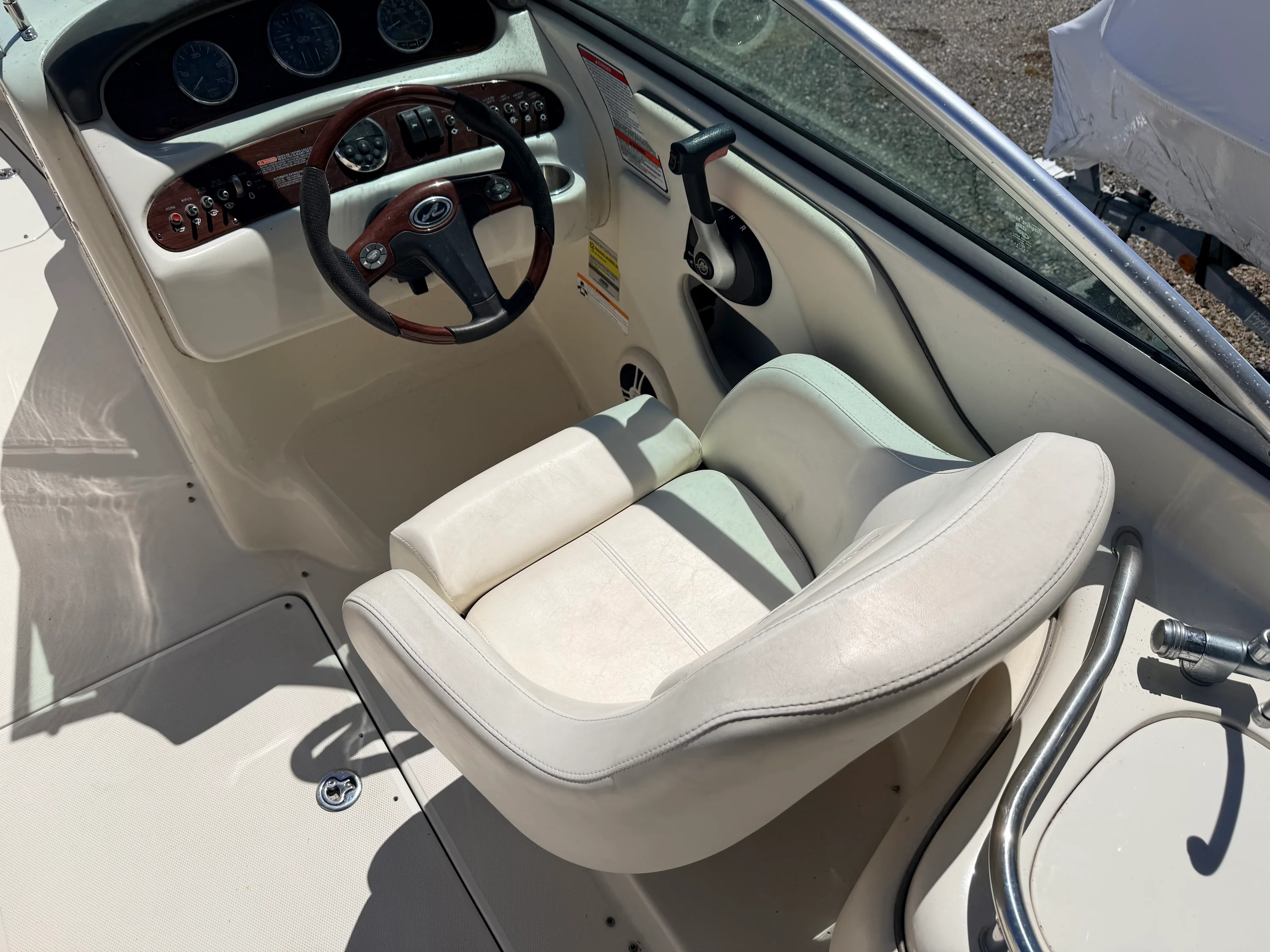 2008 Sea Ray 240 SUNDECK Image Thumbnail #13