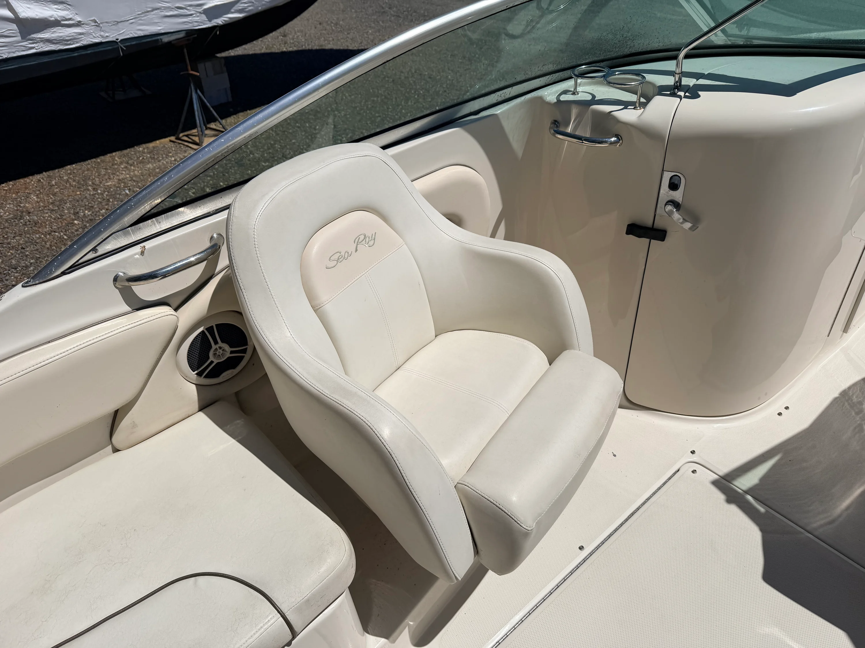 2008 Sea Ray 240 SUNDECK Image Thumbnail #11
