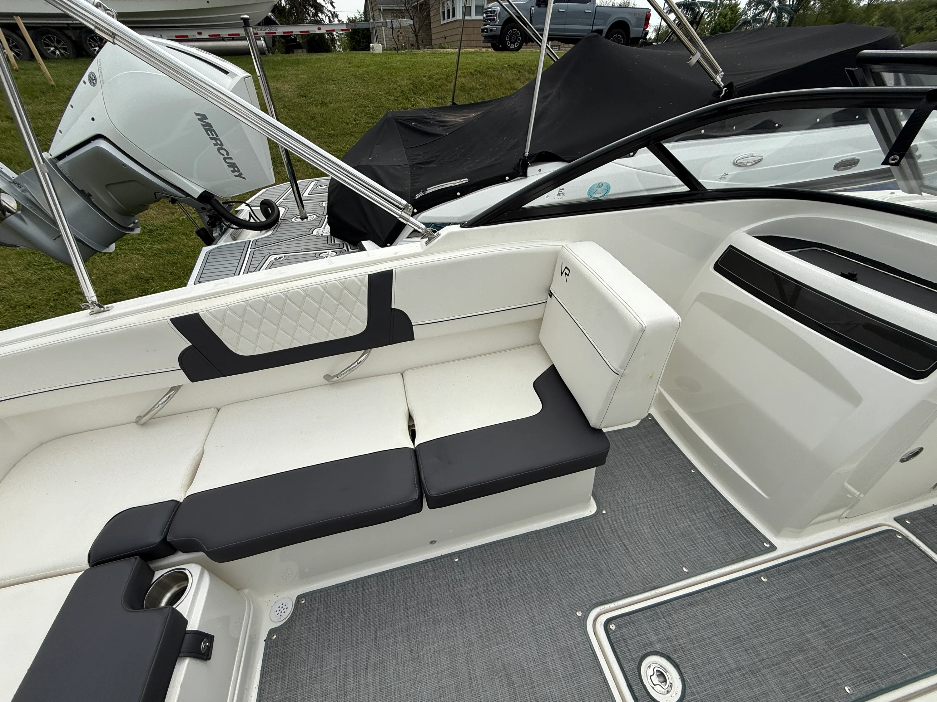 2023 Bayliner VR 4 OB Image Thumbnail #17